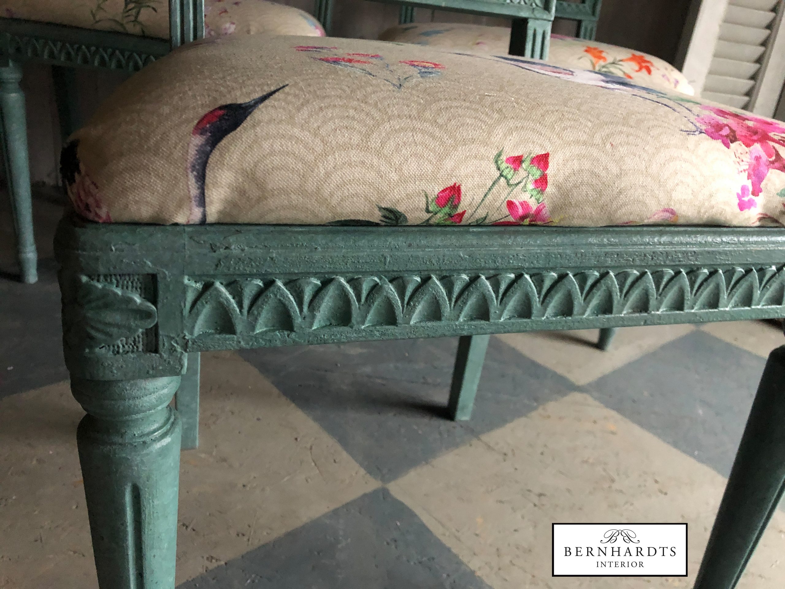 Gustavianische Stühle_ Bernhardts Interior