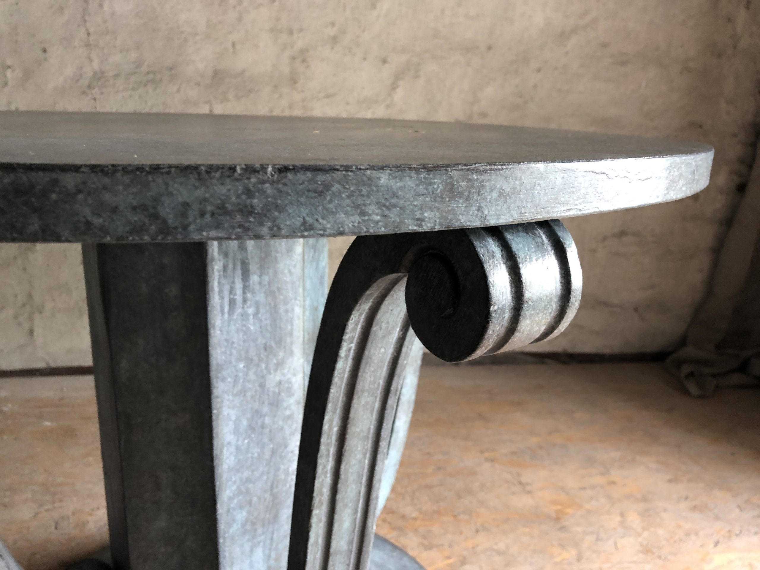 Bernhardts Interior_ Art Deco Tisch