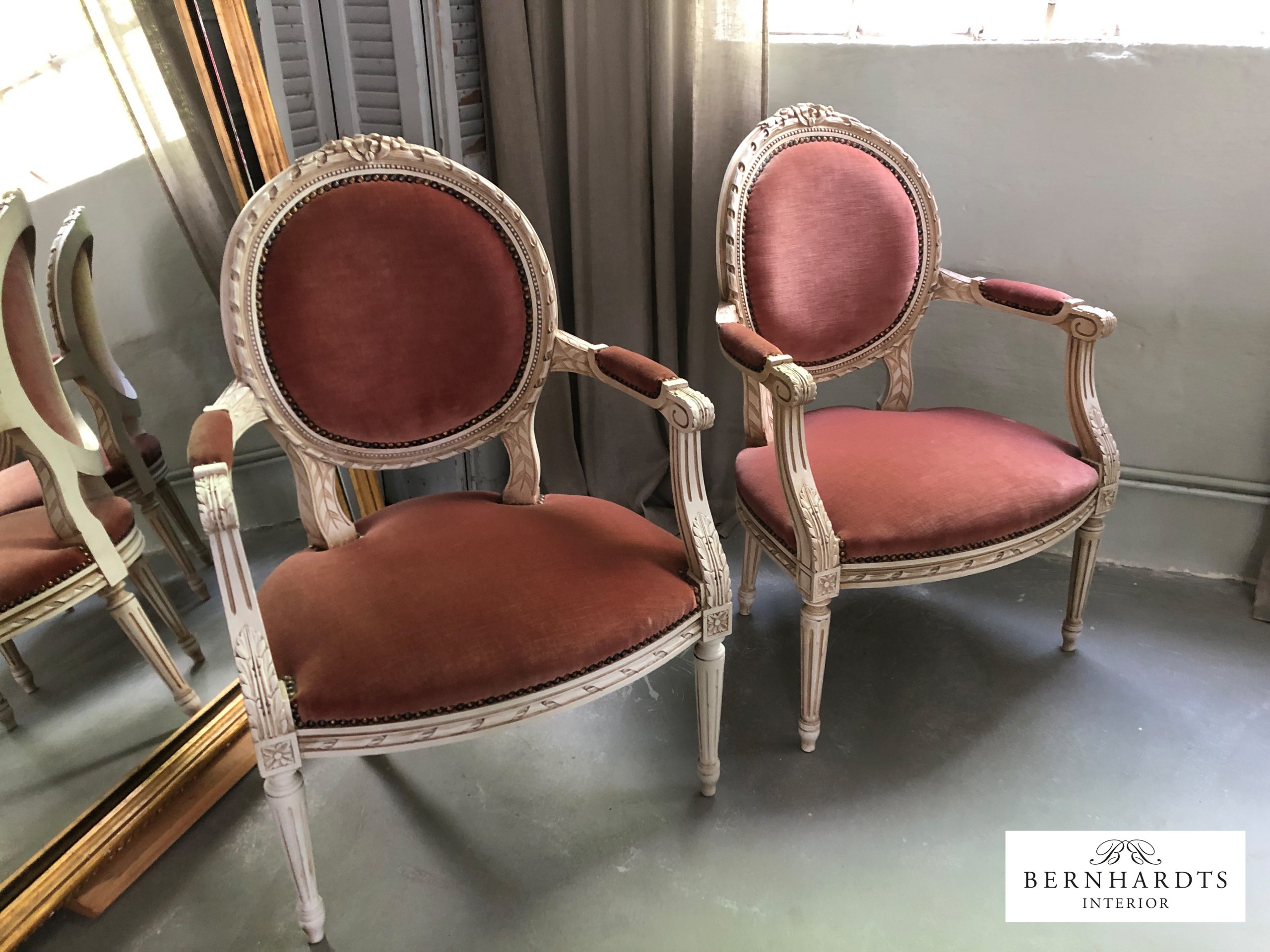 Salonstühle, Gustavian, Frankreich Bernhardts Interior