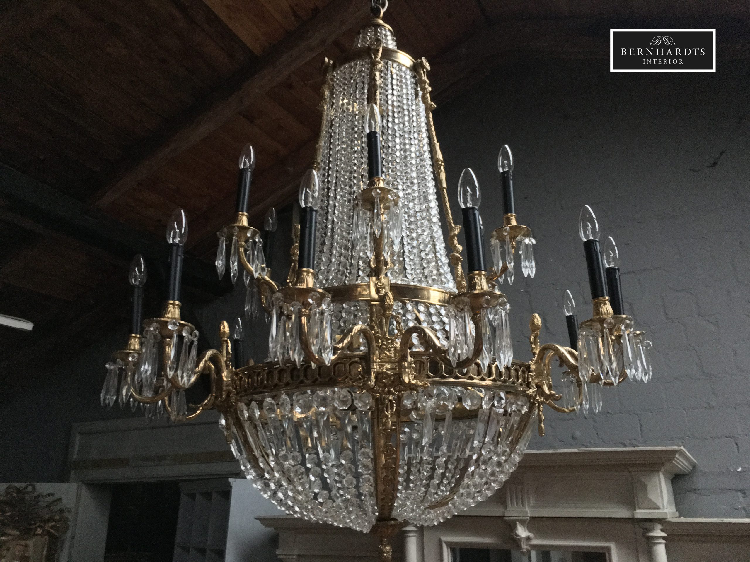 Schlosslüster_ Bernhardts Interior