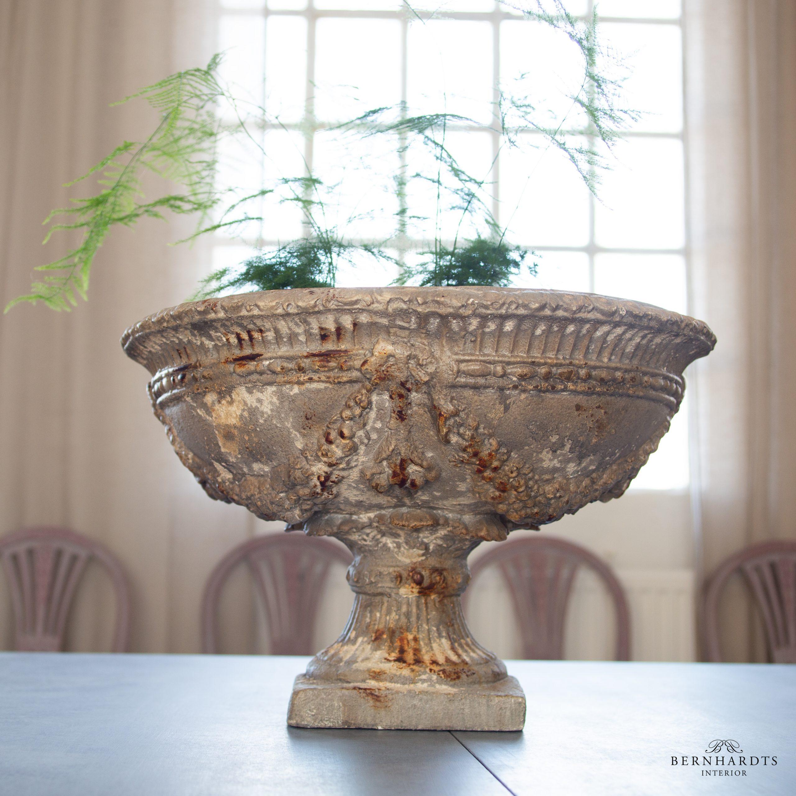 Polystone Vase- Bernhardts Interior