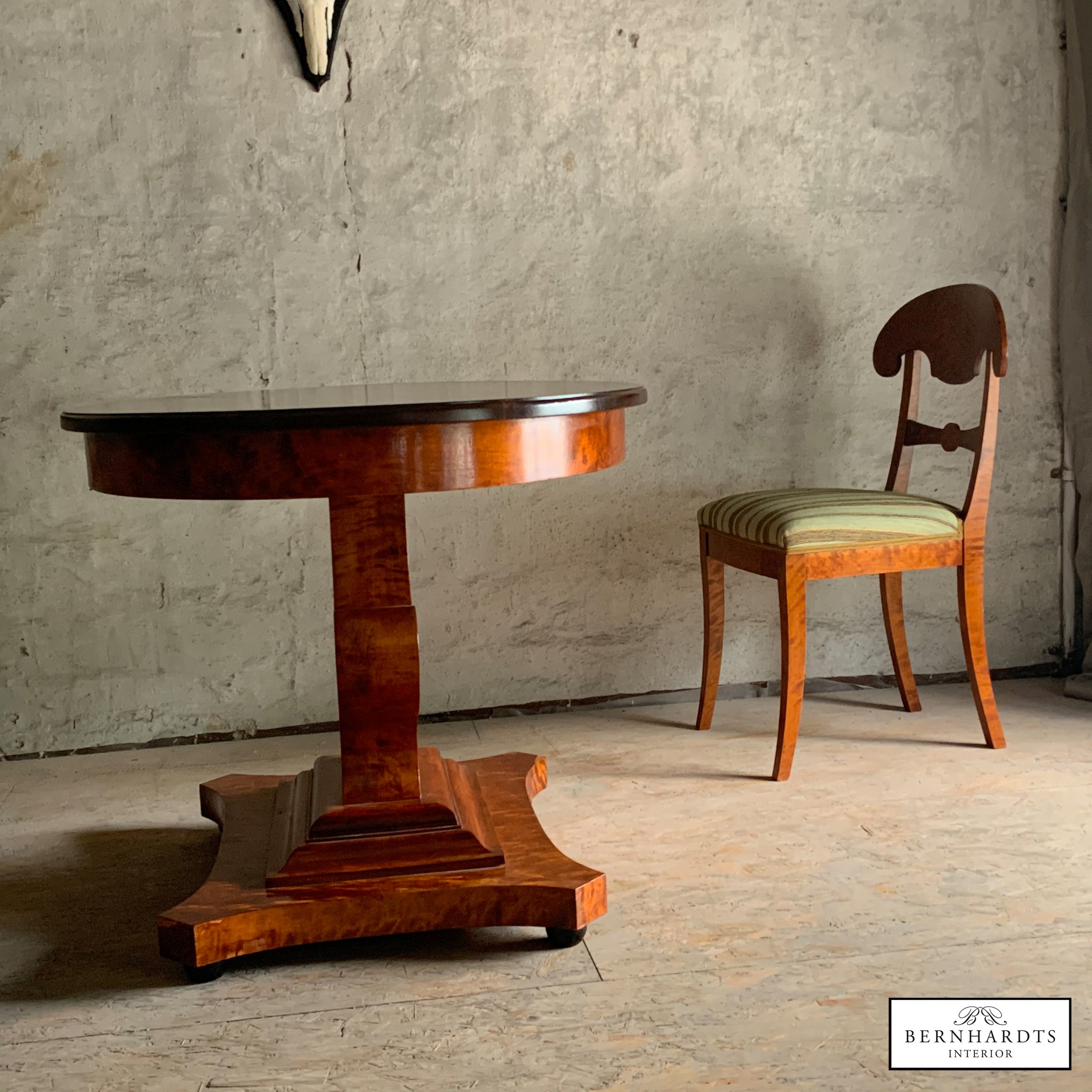 Biedermeiertisch_ Bernhardts Antik
