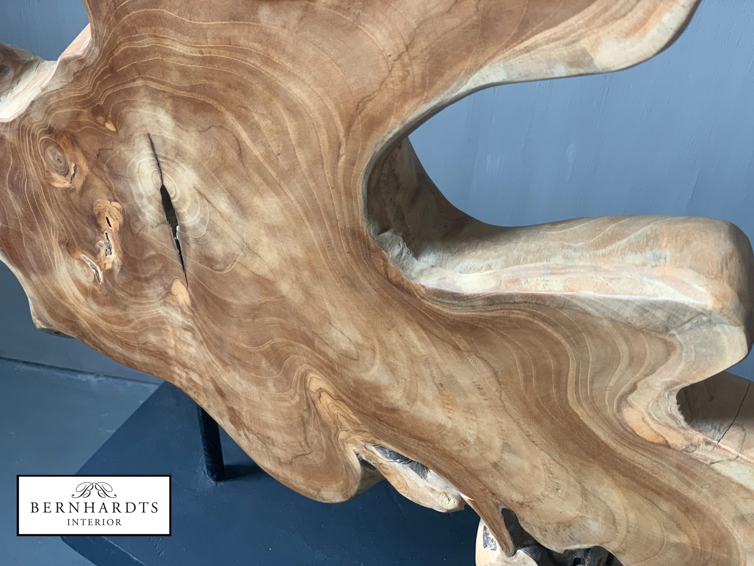 Holzkunst, Handarbeit auf Museumssockel – Bild 6