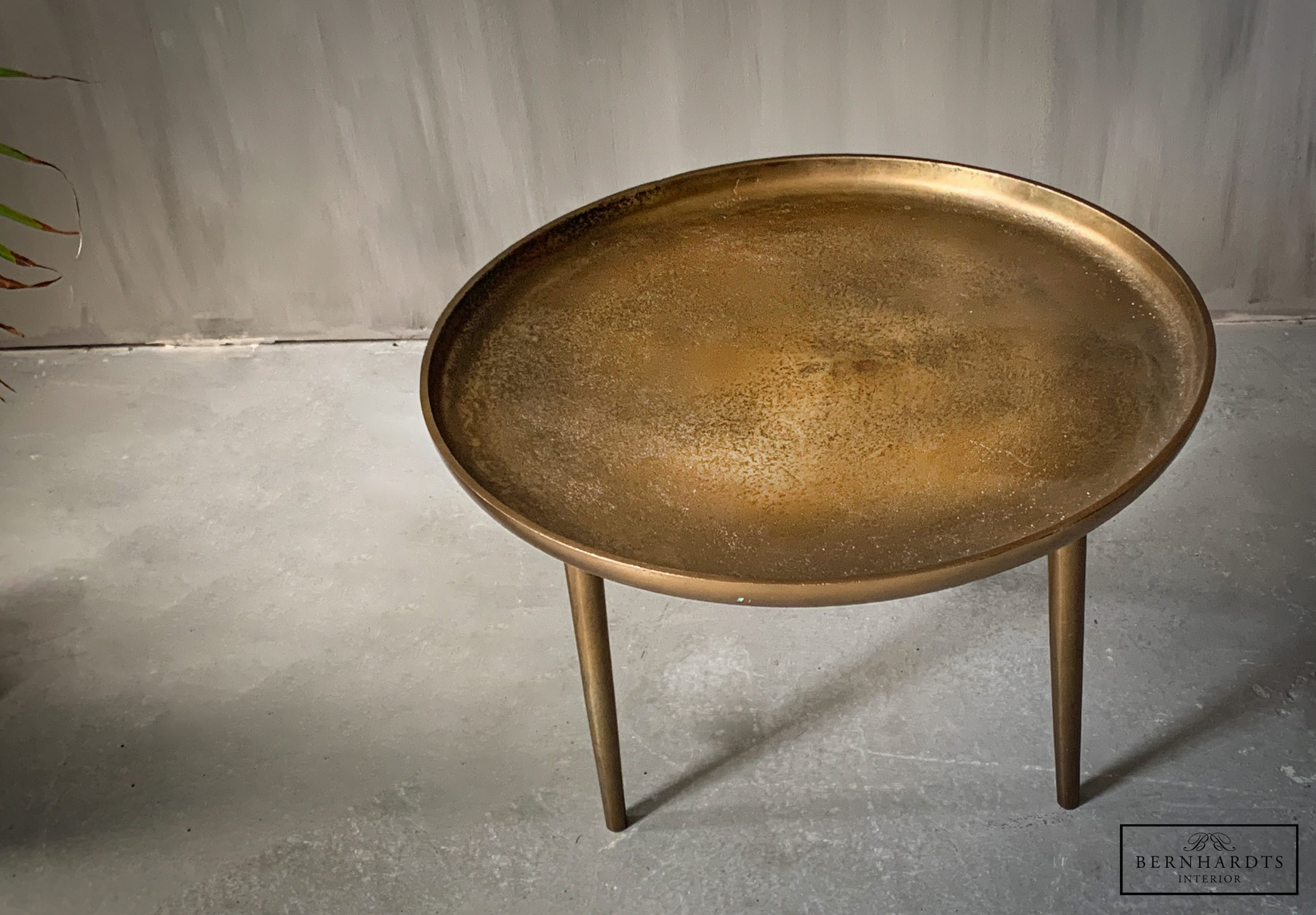 Messingtisch_ Bernhardts Interior Home Collection