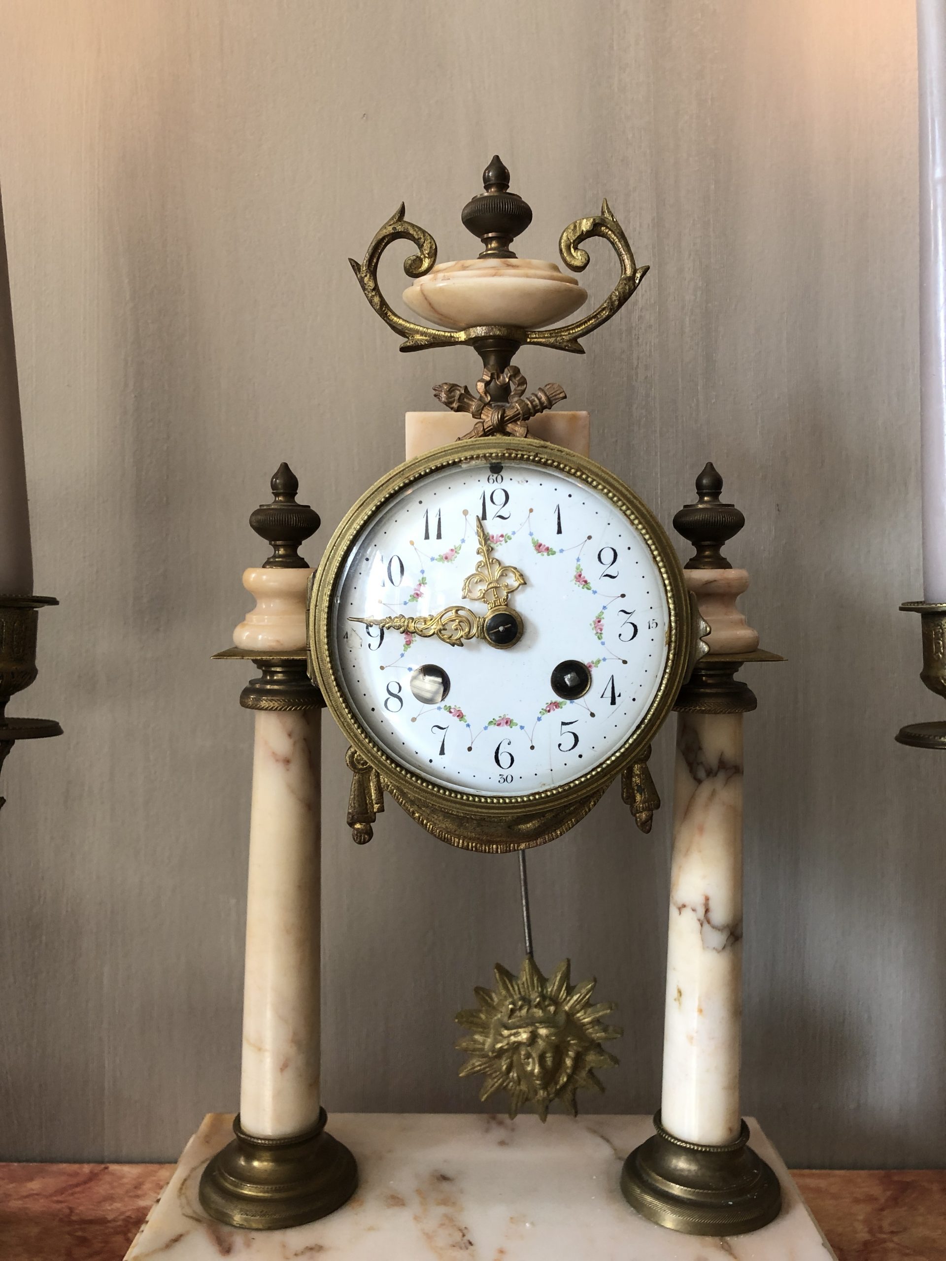 Kaminuhr Bernhardts Interior