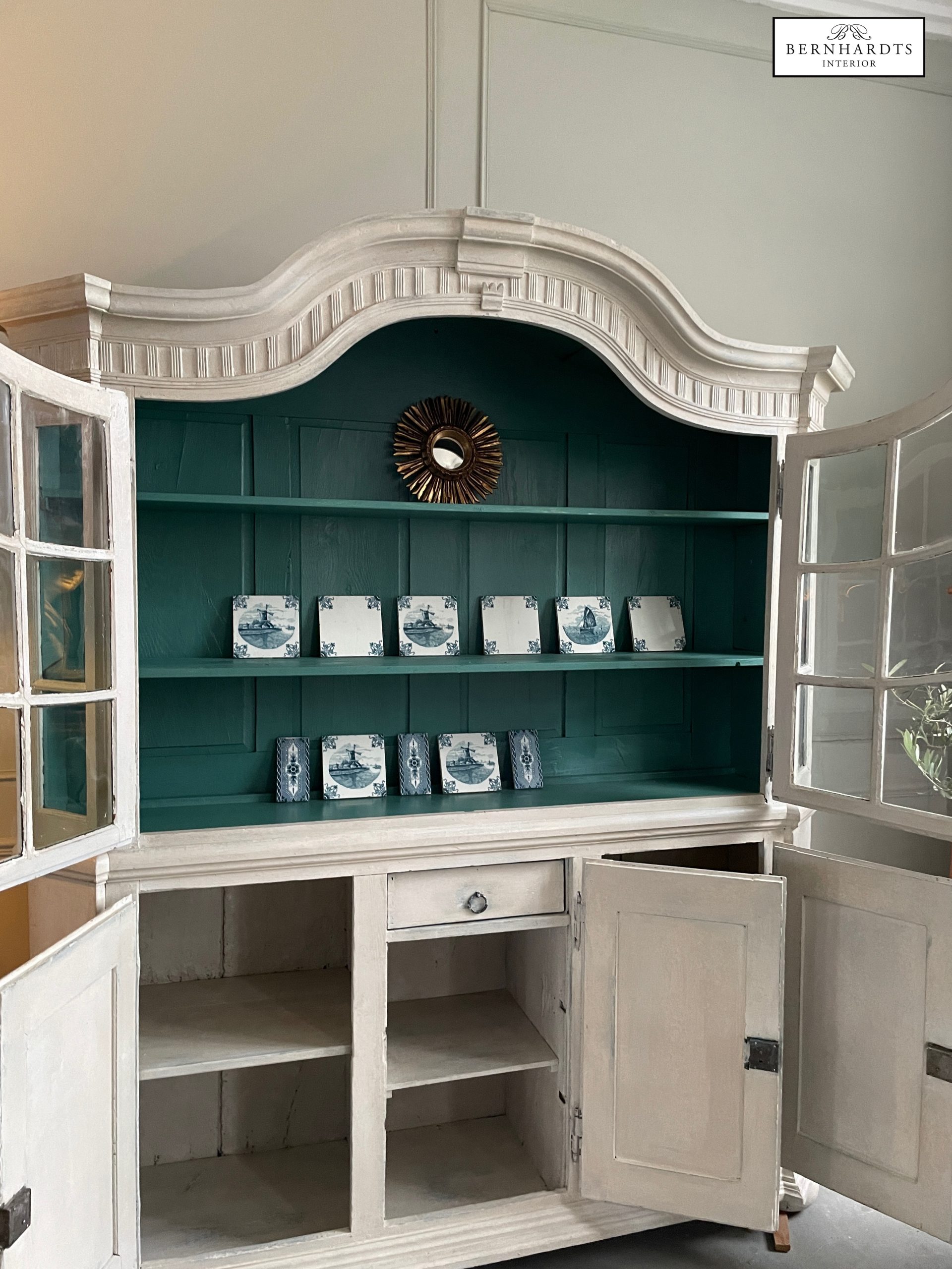 Virtinenschrank_ Bernhardts Interior