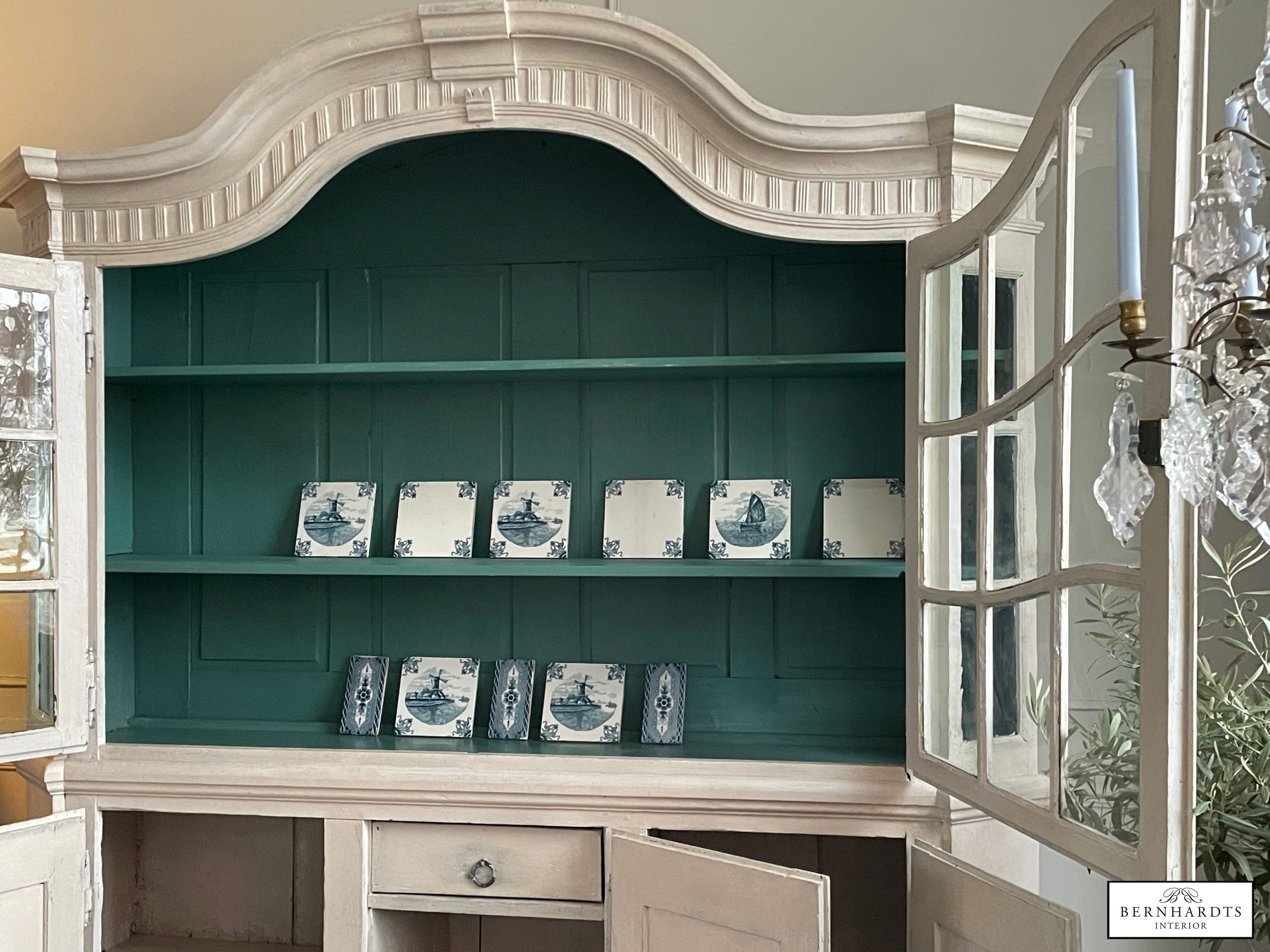 Virtinenschrank_ Bernhardts Interior