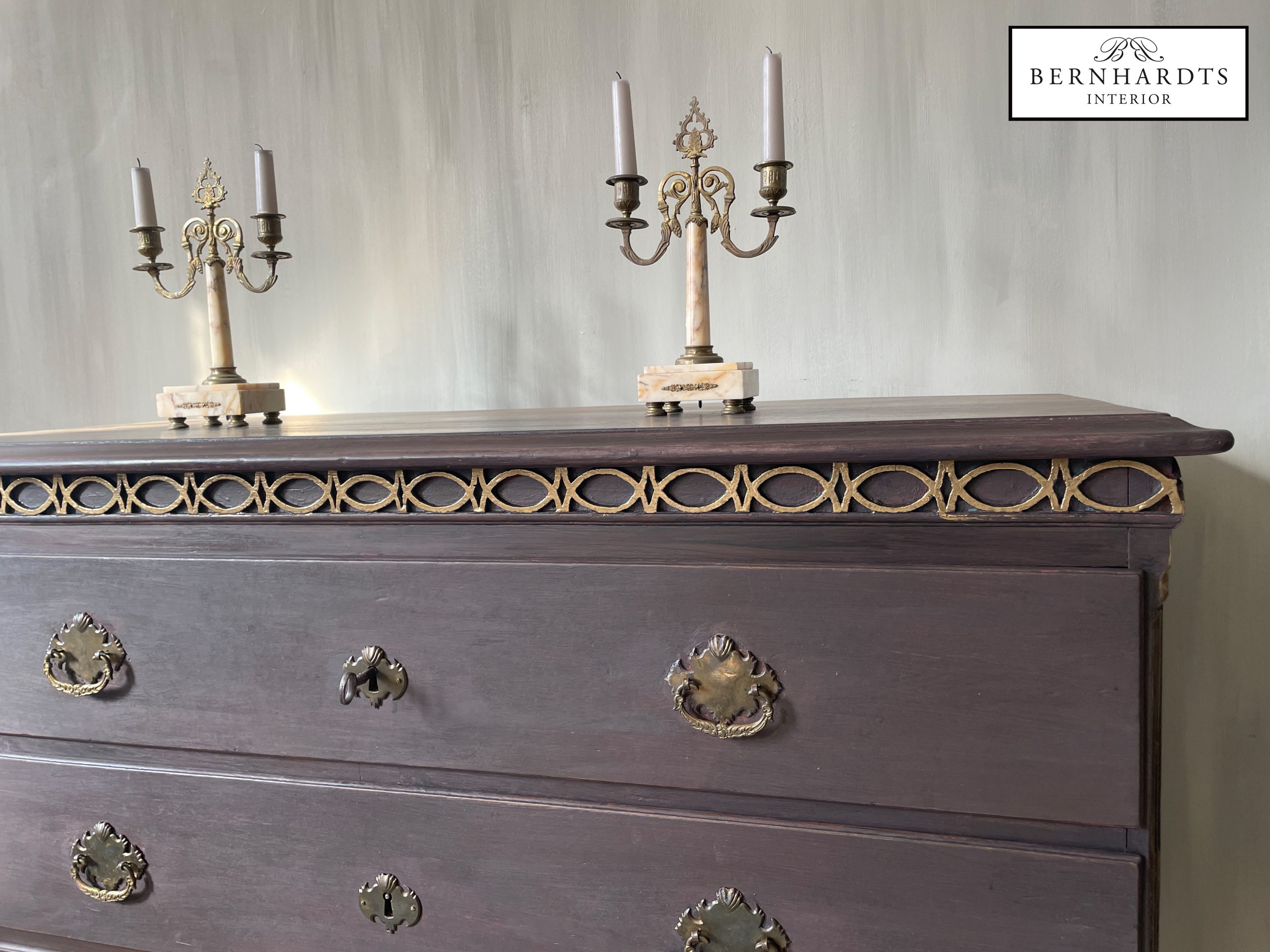 Schwedische Kommode- Bernhardts Intterior