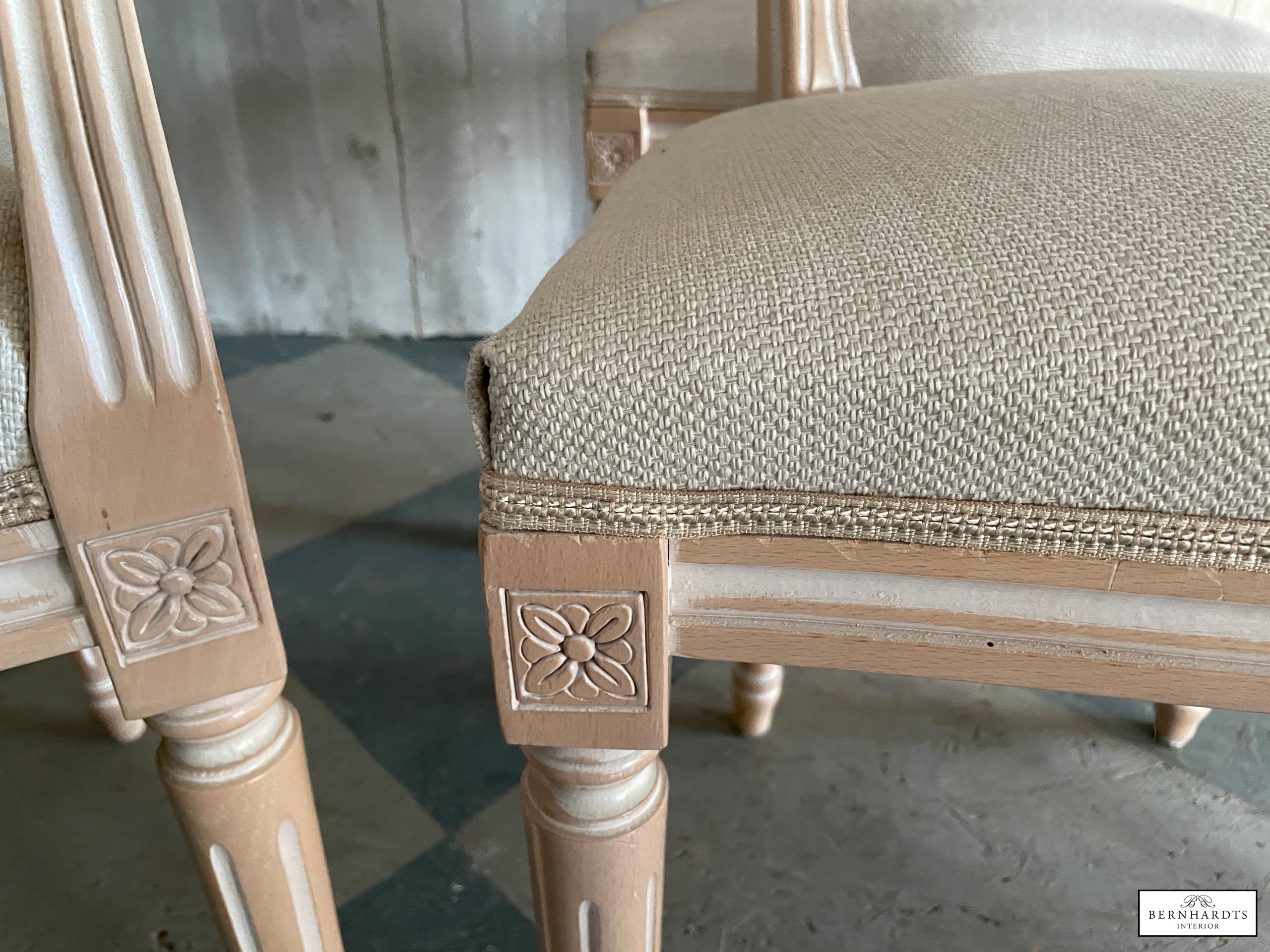 Flechtstühle Gustavian_ Bernhardts Interior