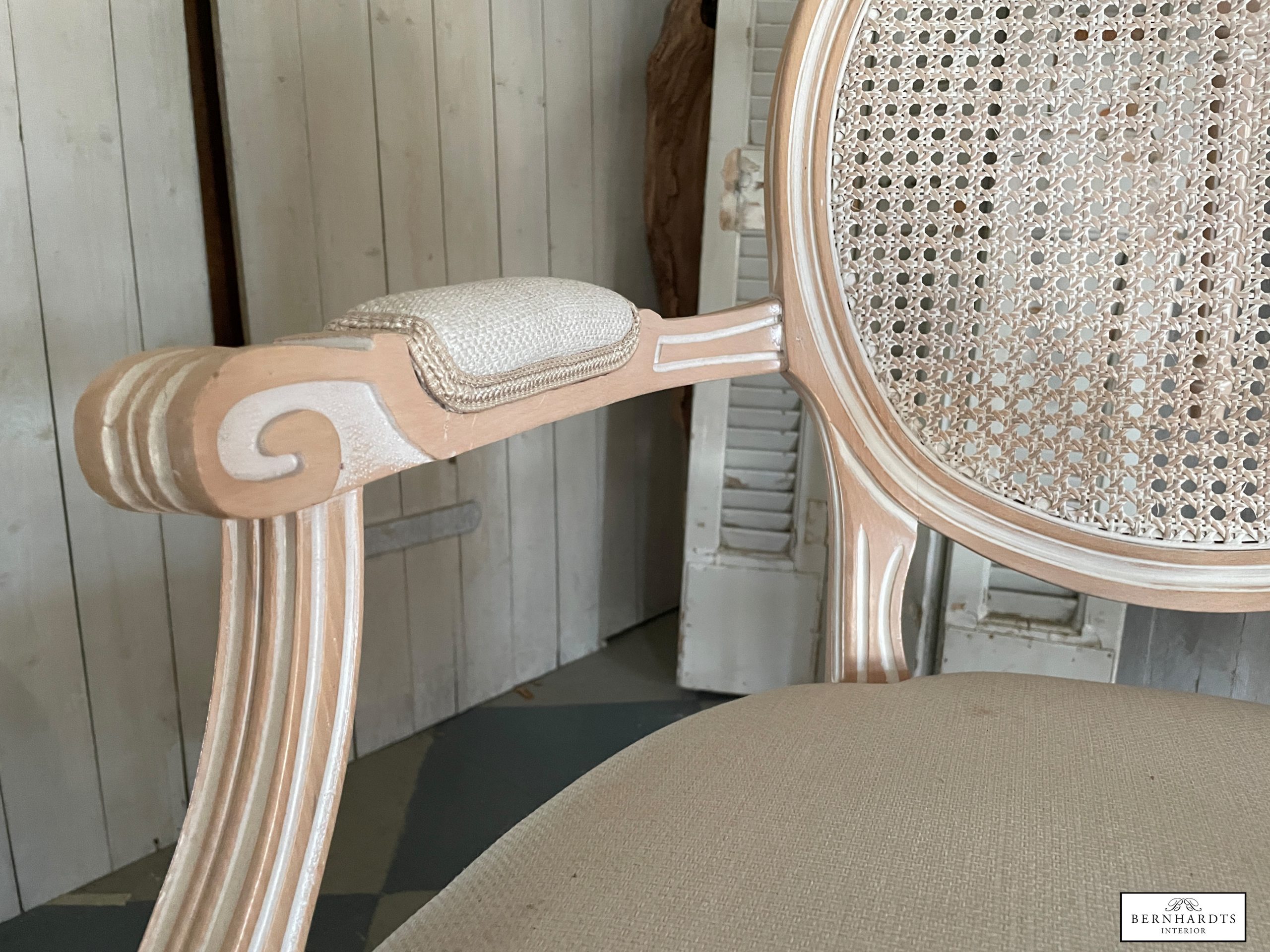 Flechtstühle Gustavian_ Bernhardts Interior