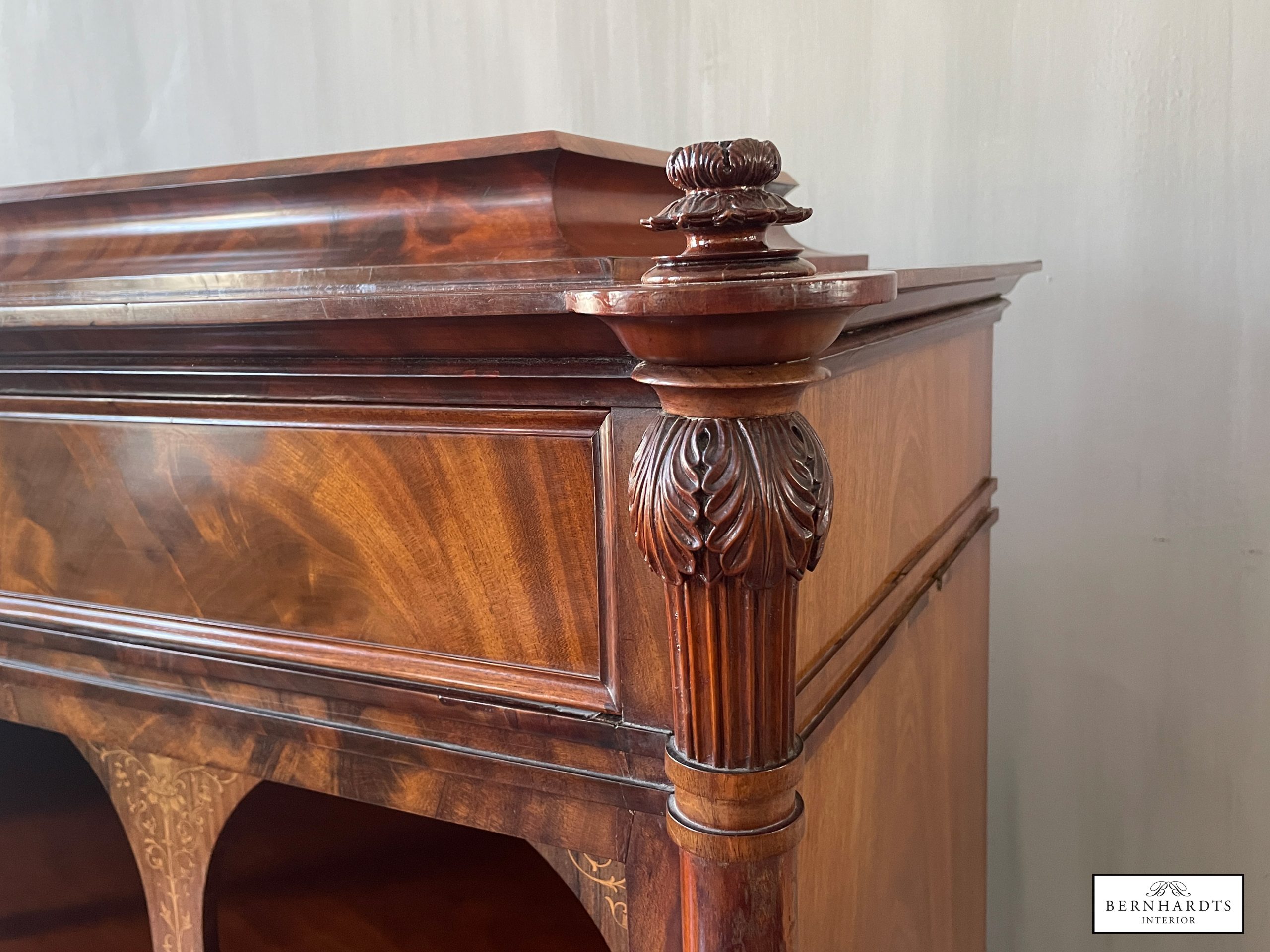 Biedermeier Sekretär Bernhardts Interior