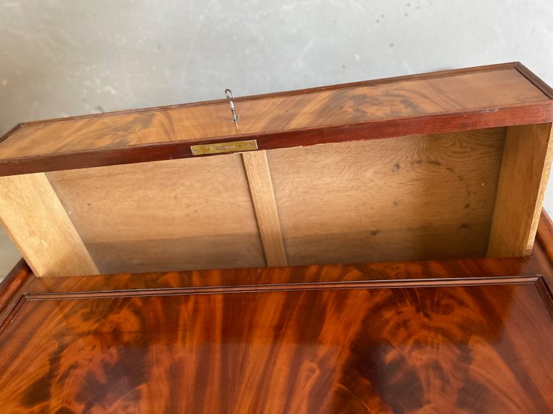 Biedermeier Sekretär Bernhardts Interior