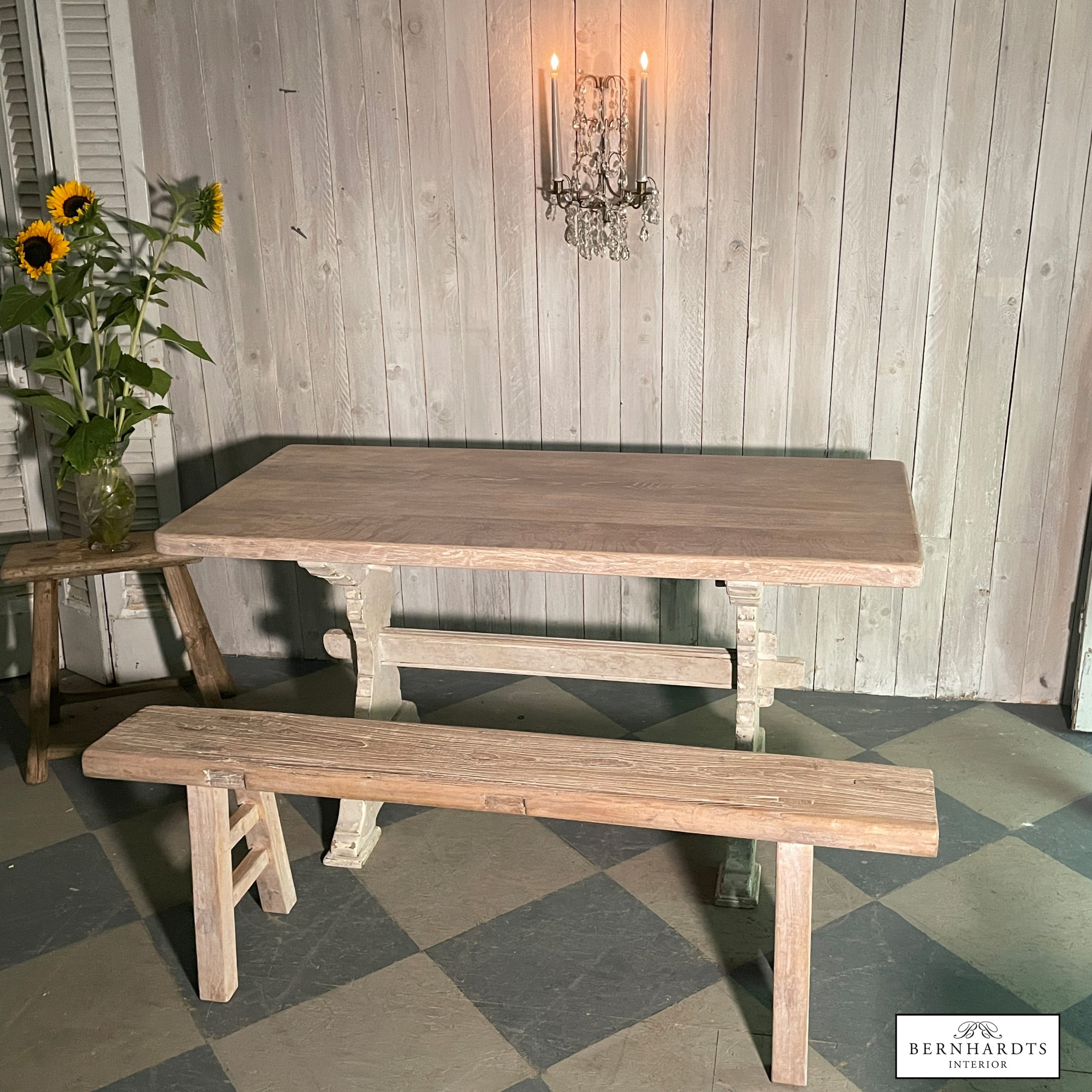 Kleiner Klostertisch_ Bernhardts Interior