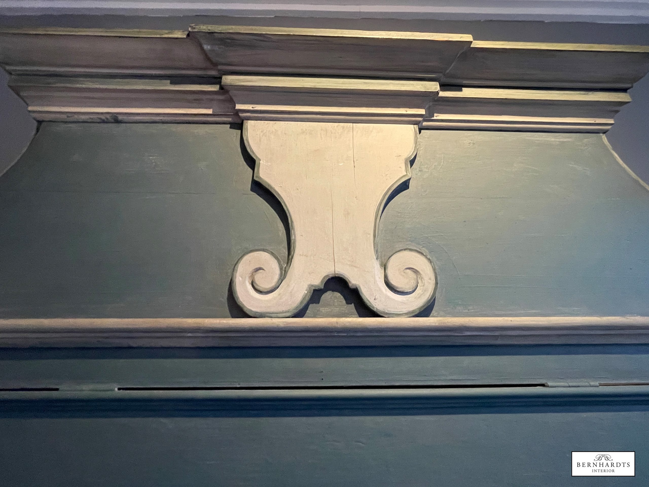 Gustavianischer Kaminnachbau_ Bernhardts Interior