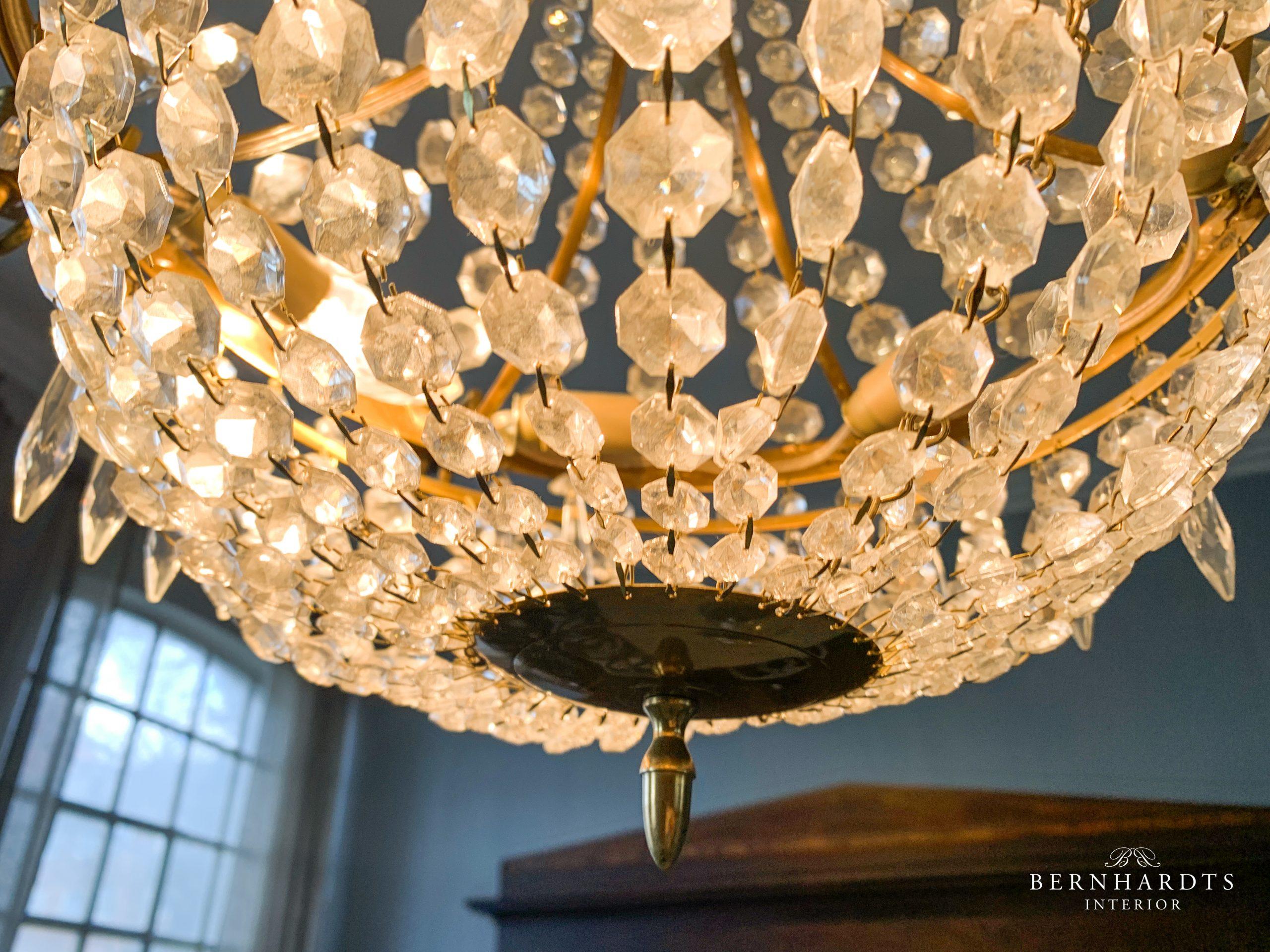 Schwedischer Lüster_ Bernhardts Interior