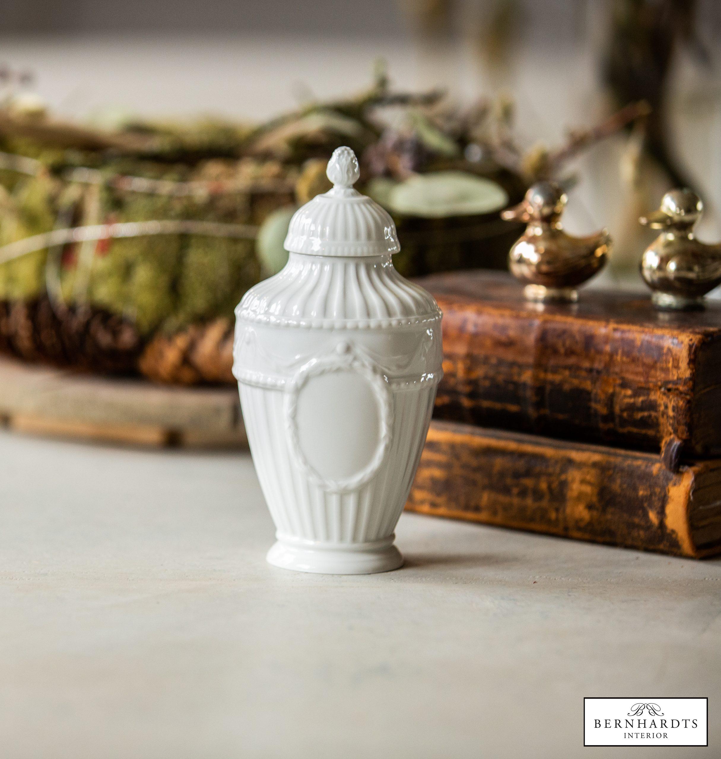 KPM Berlin Kurland_ Deckeldose_ Bernhardts Interior