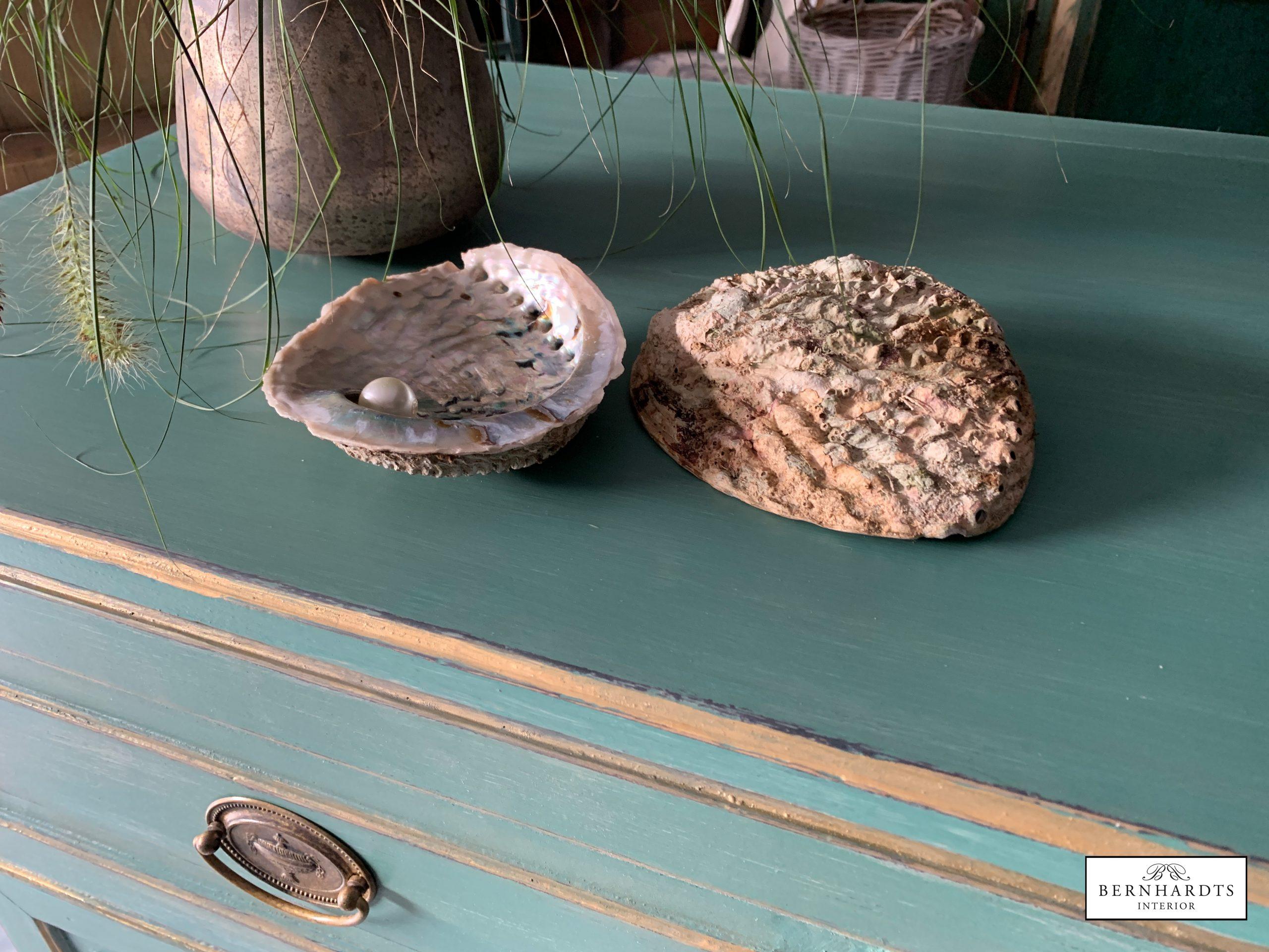 Louis Seize Kommode_ Bernhardts Interior