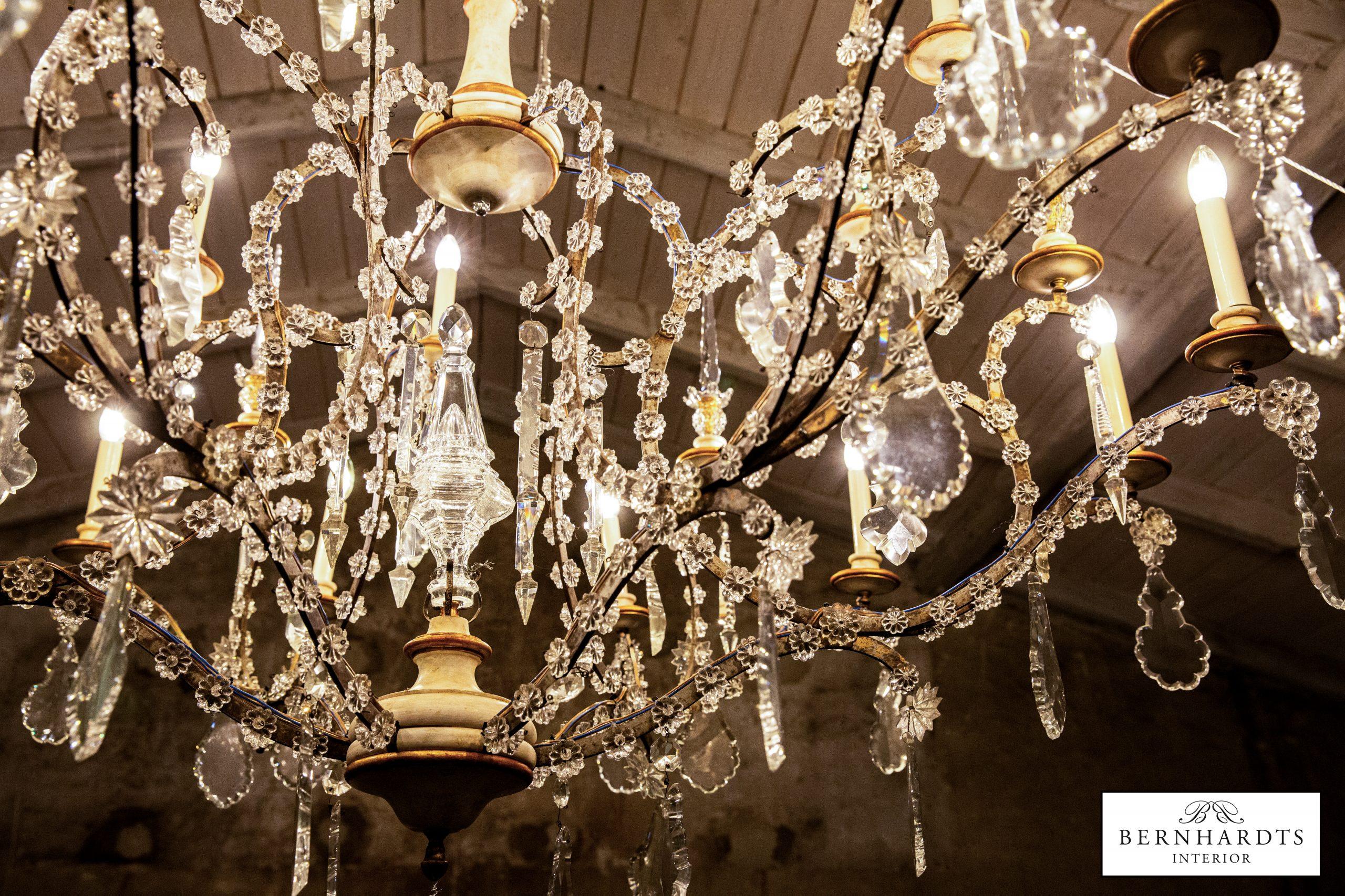 Grosser Kristalllüster_Bernhardts Interior