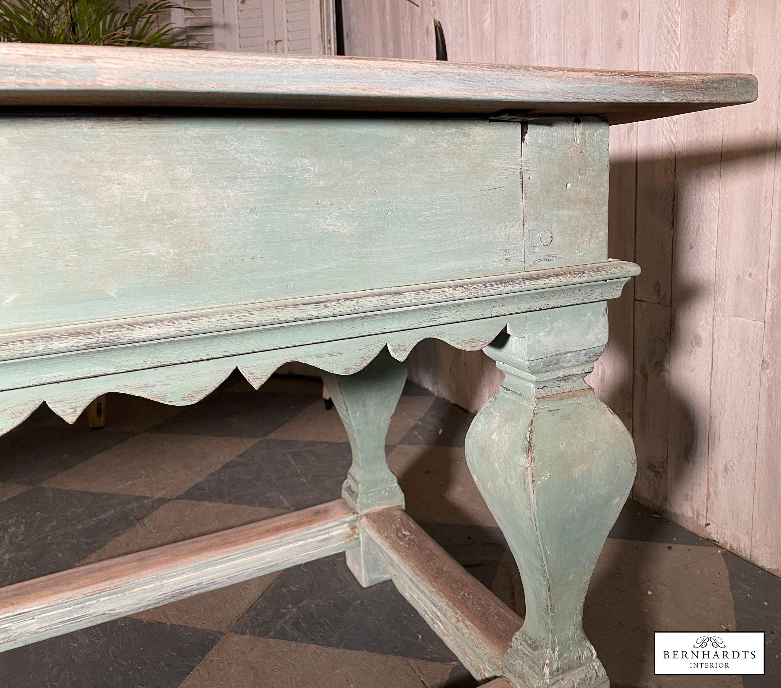 Antiker Barocktisch_ Bernhardts Interior