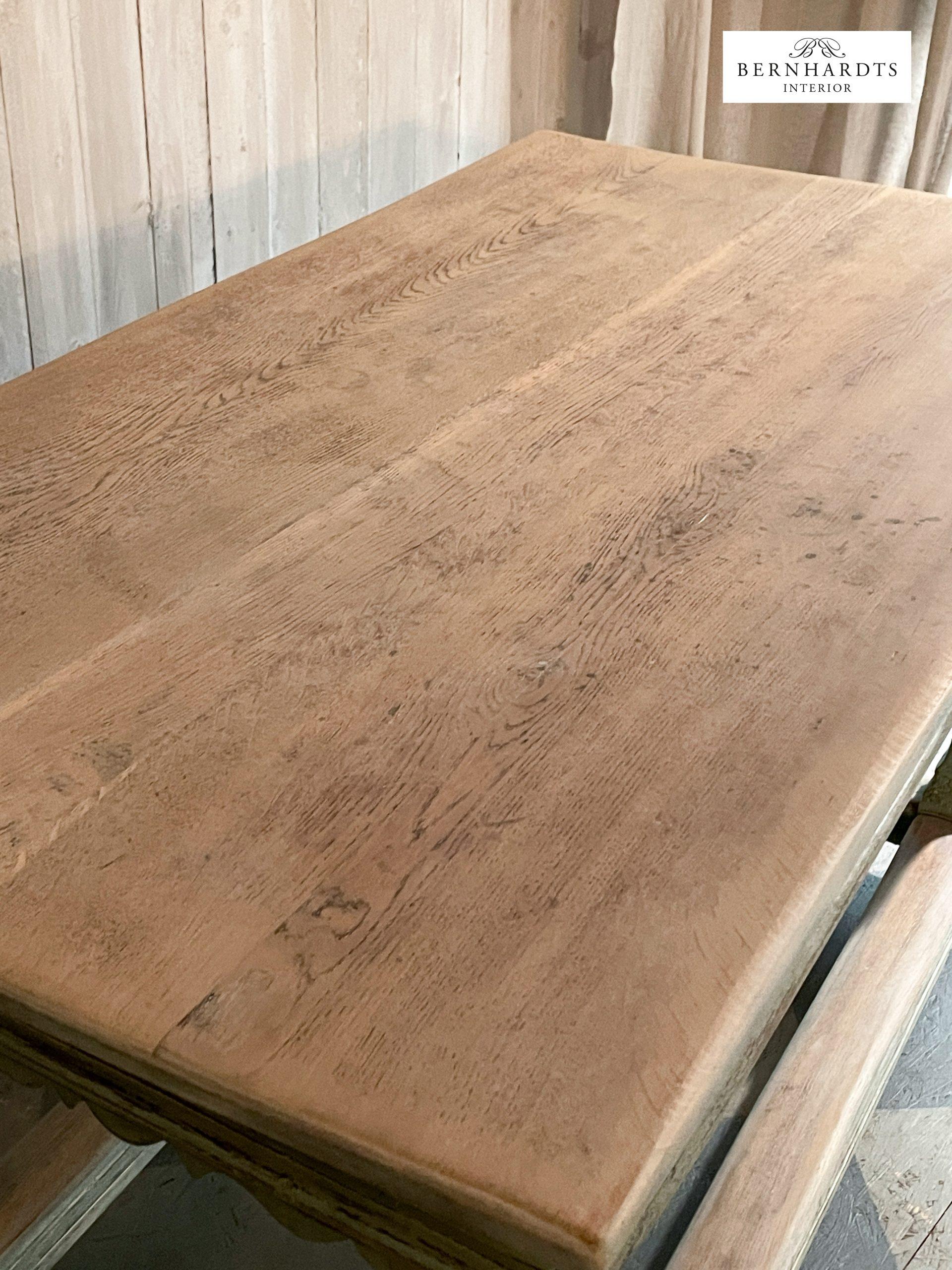 Antiker Barocktisch_ Bernhardts Interior