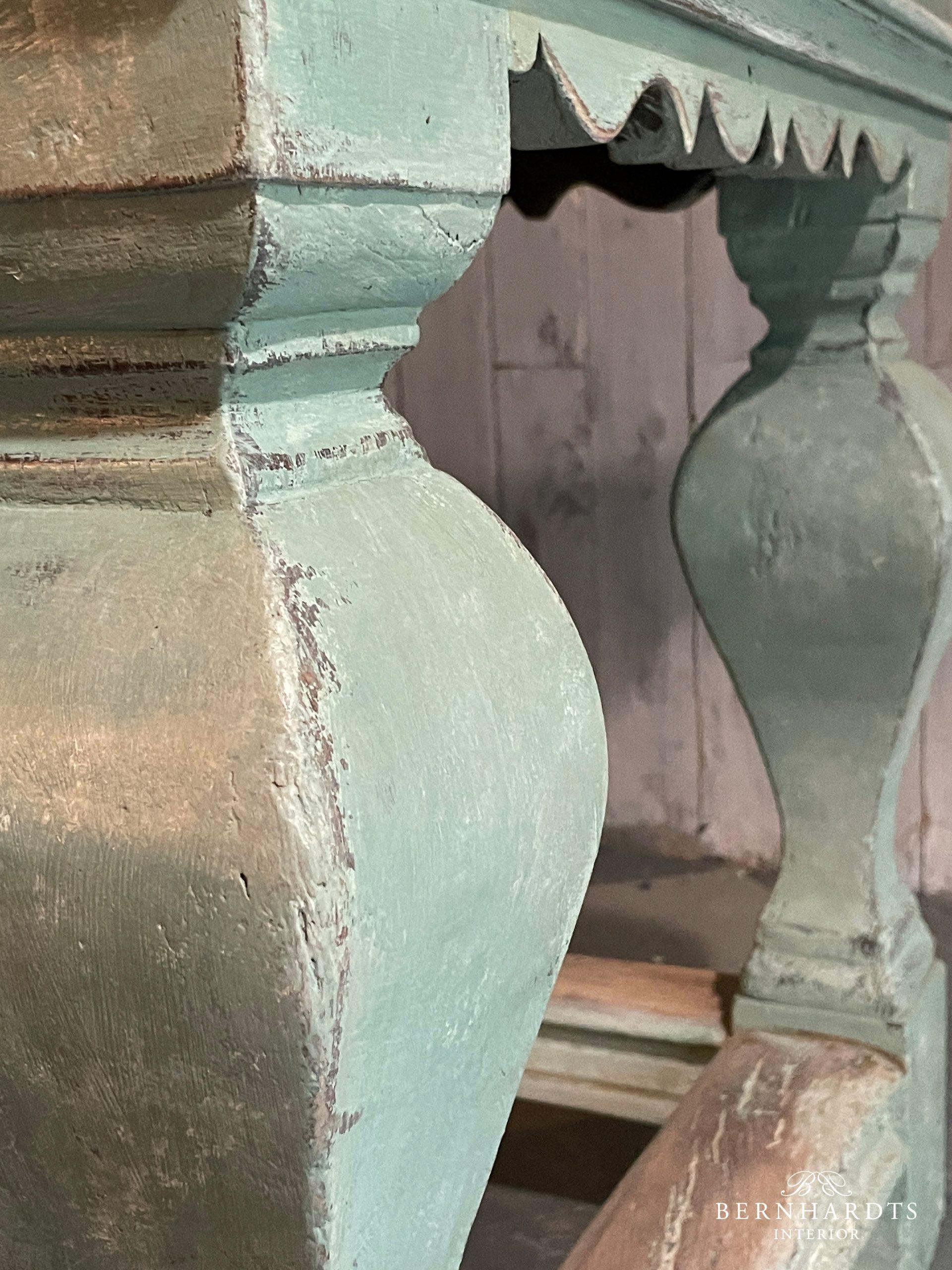 Antiker Barocktisch_ Bernhardts Interior