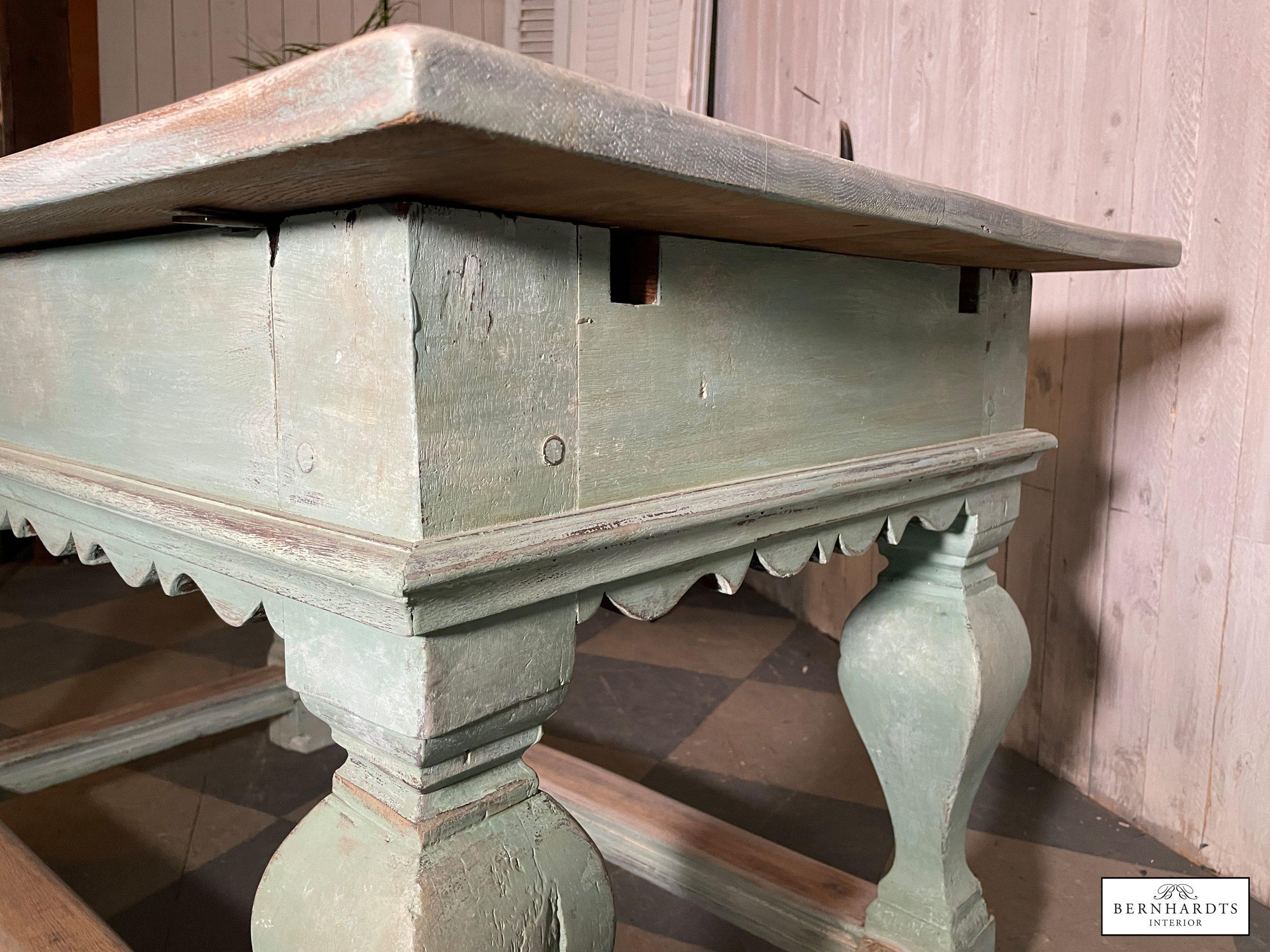 Antiker Barocktisch_ Bernhardts Interior