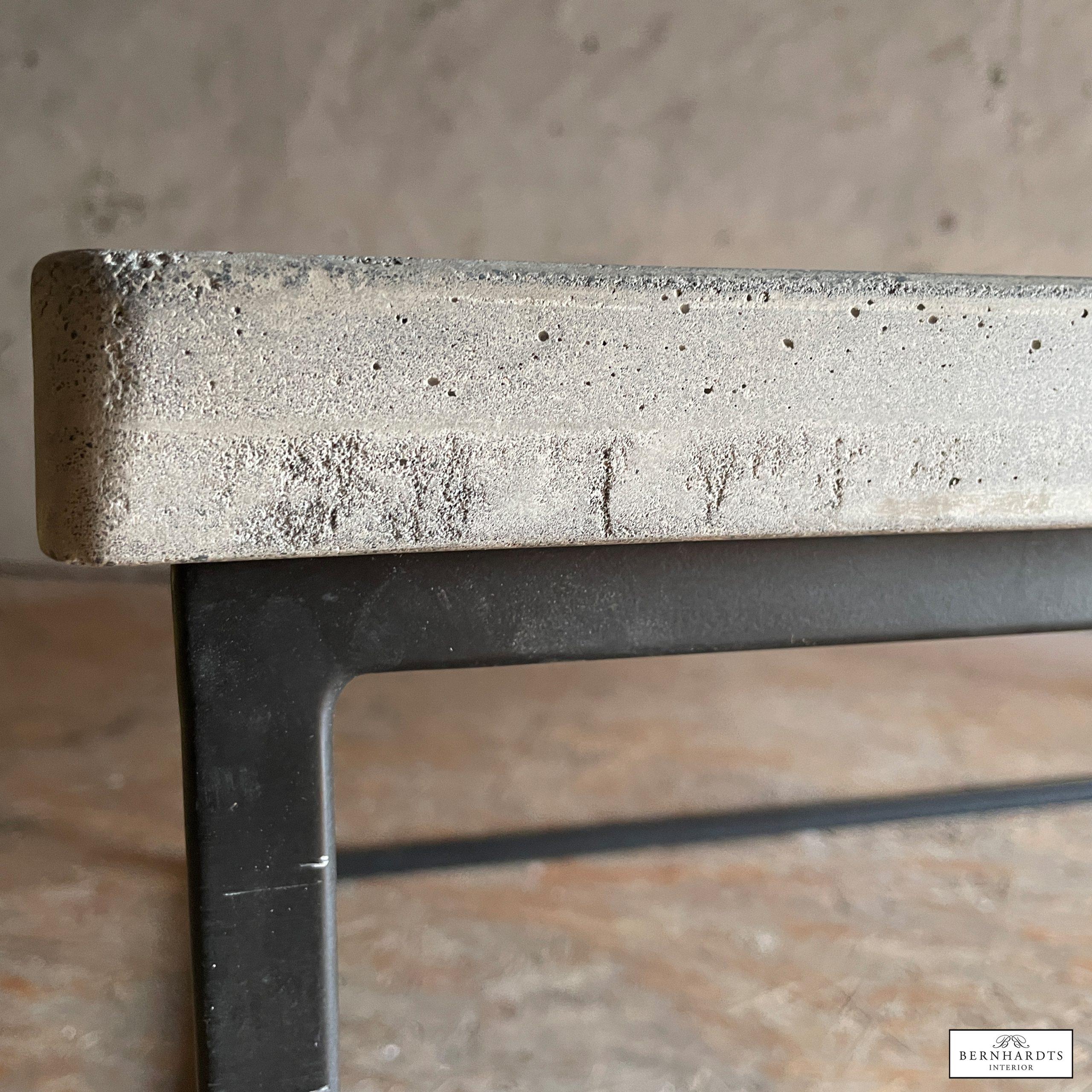 Betontisch_ Bernhardts Interior