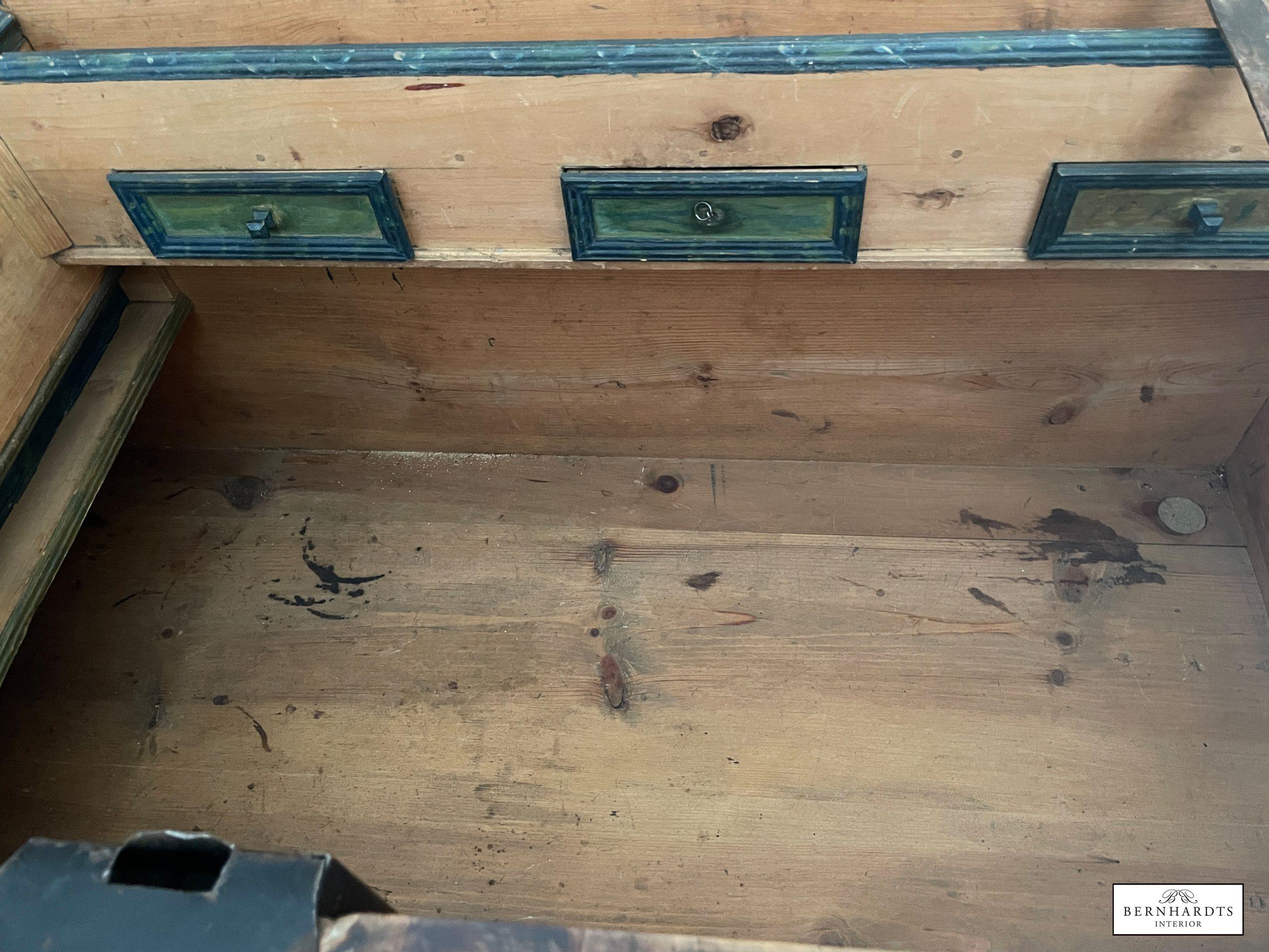 Barocke Truhe Bemalt_ Bernhardt Interior