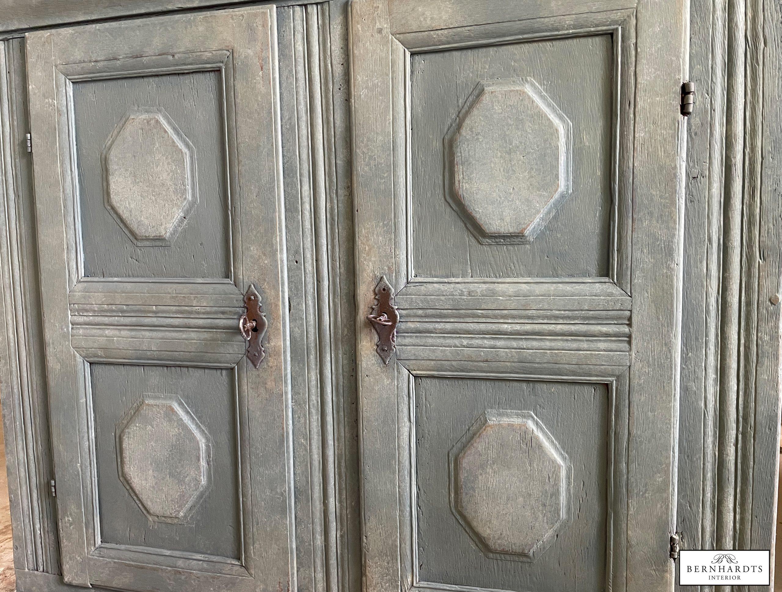 Barocker Brotschrank_ Bernhardts Interior