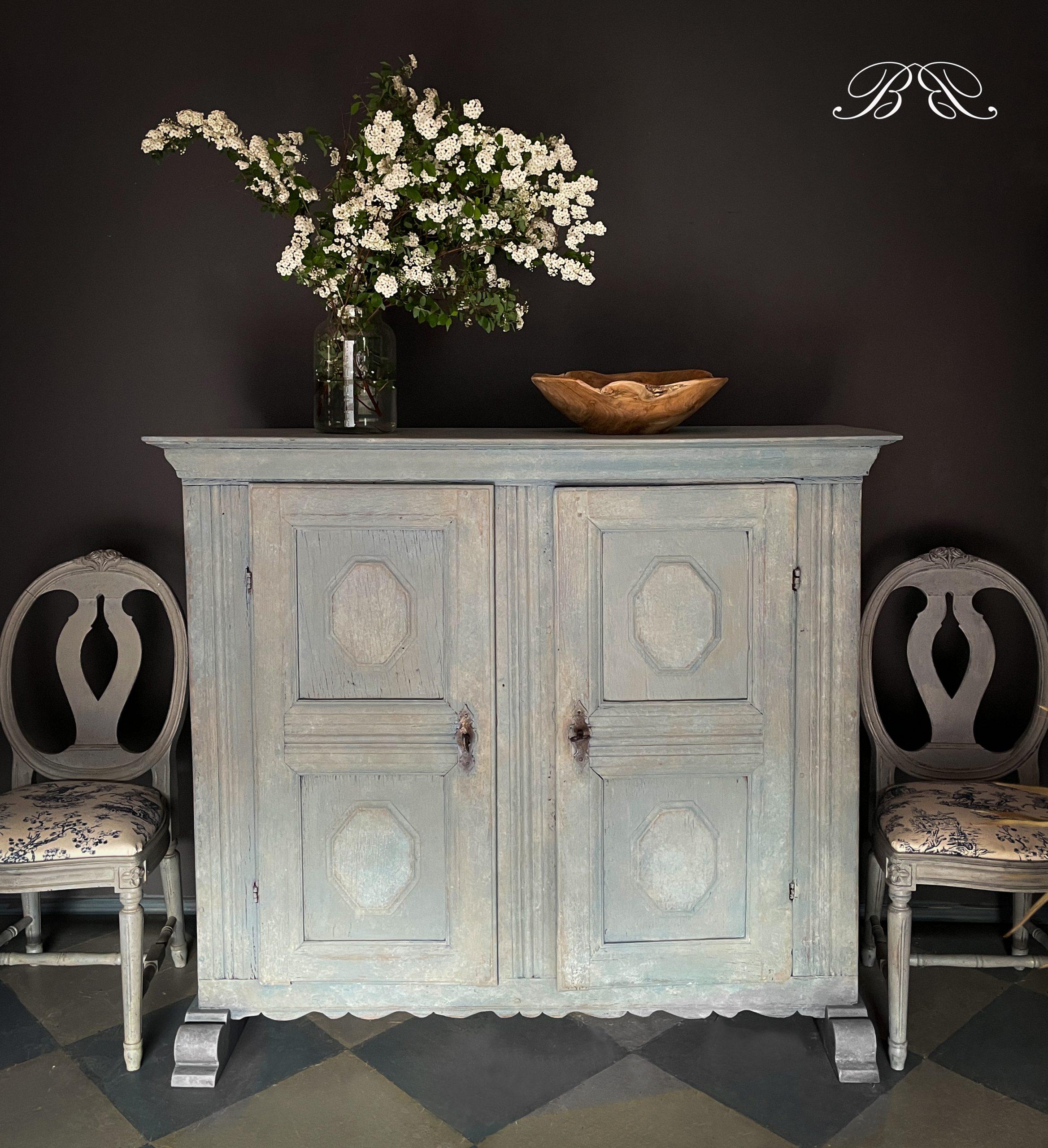 Barocker Brotschrank_ Bernhardts Interior