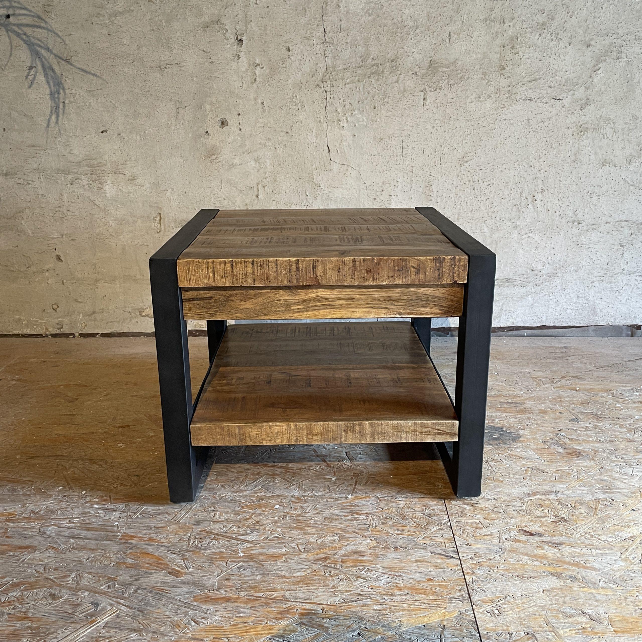 Beistelltisch Teak _ Bernhardts Interior