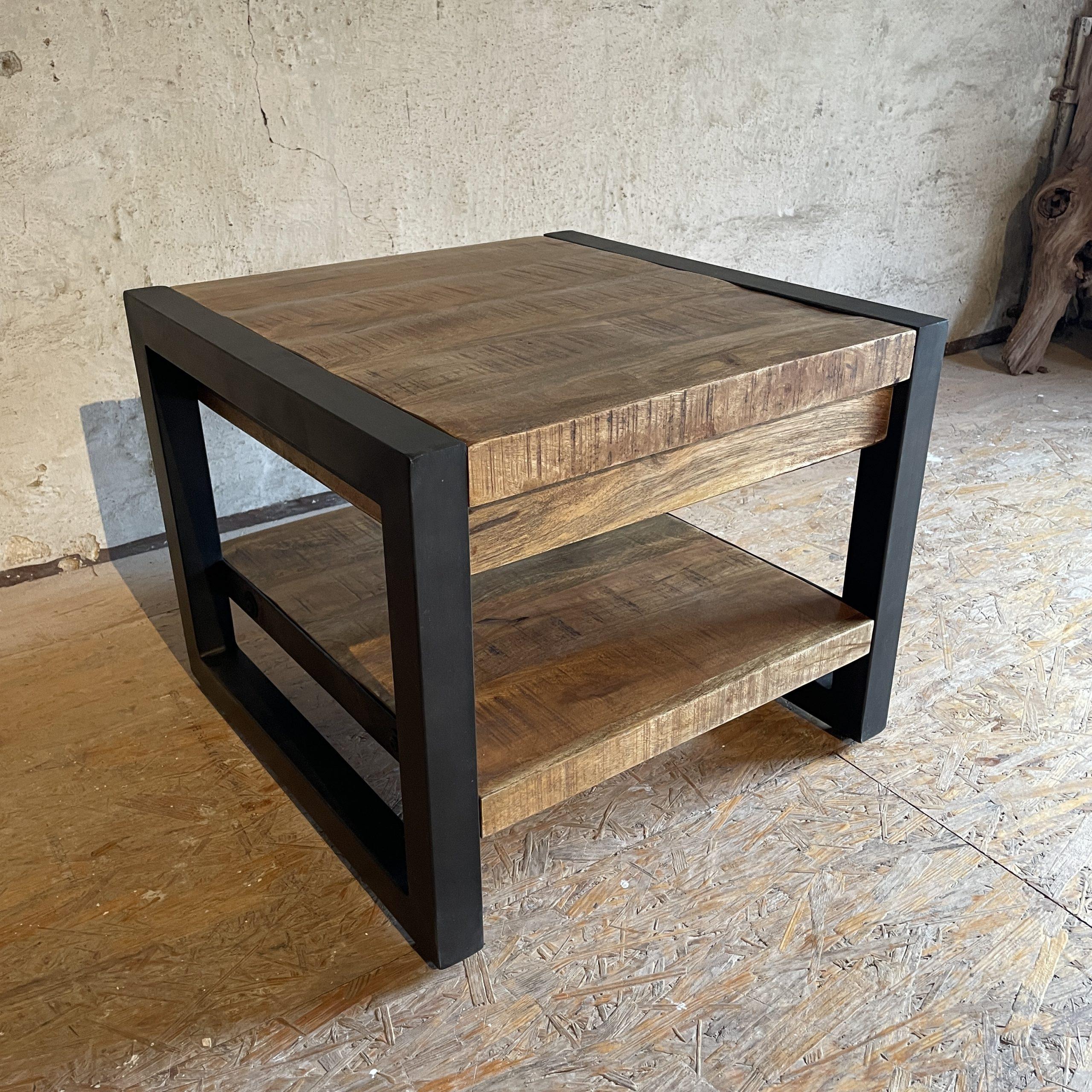 Beistelltisch Teak _ Bernhardts Interior