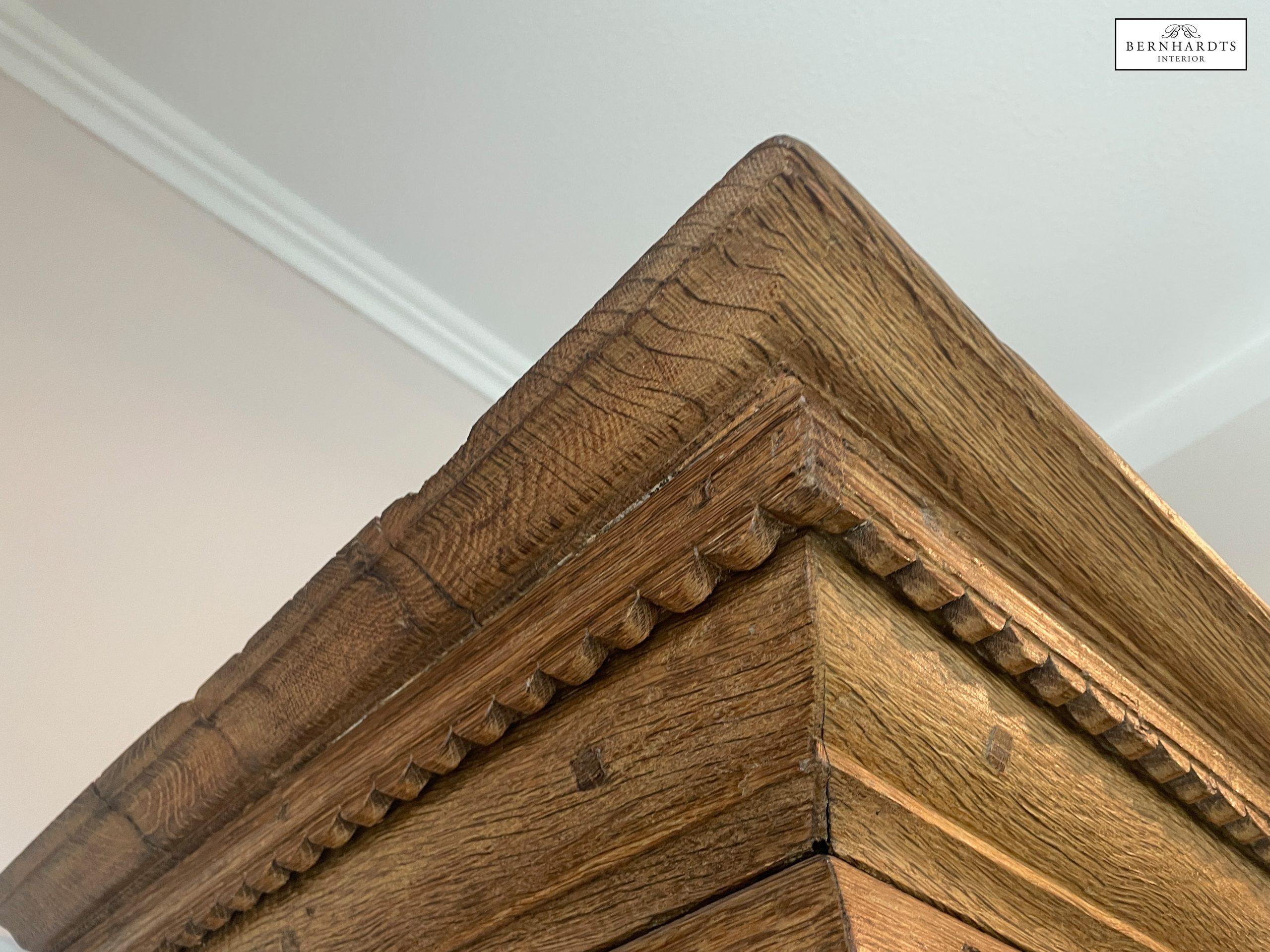 Barocker Geschirrschrank_ Bernhardts Interior