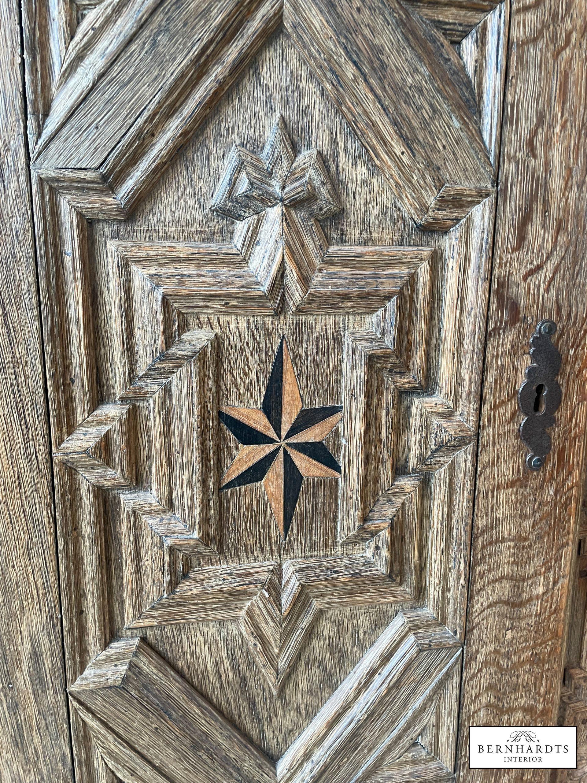 Barocker Geschirrschrank_ Bernhardts Interior