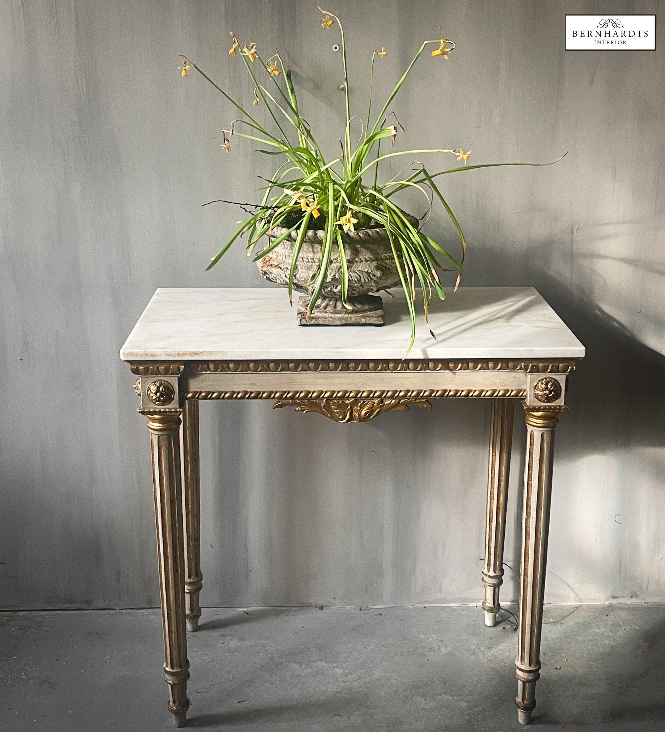 Gustavianischer Konsolentisch_ Bernhardts Interior