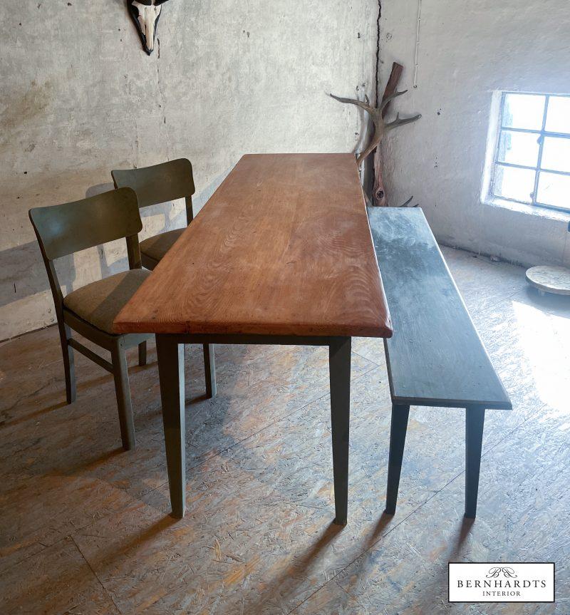 Rustikaler Landhaustisch_ Bernhardts Interior