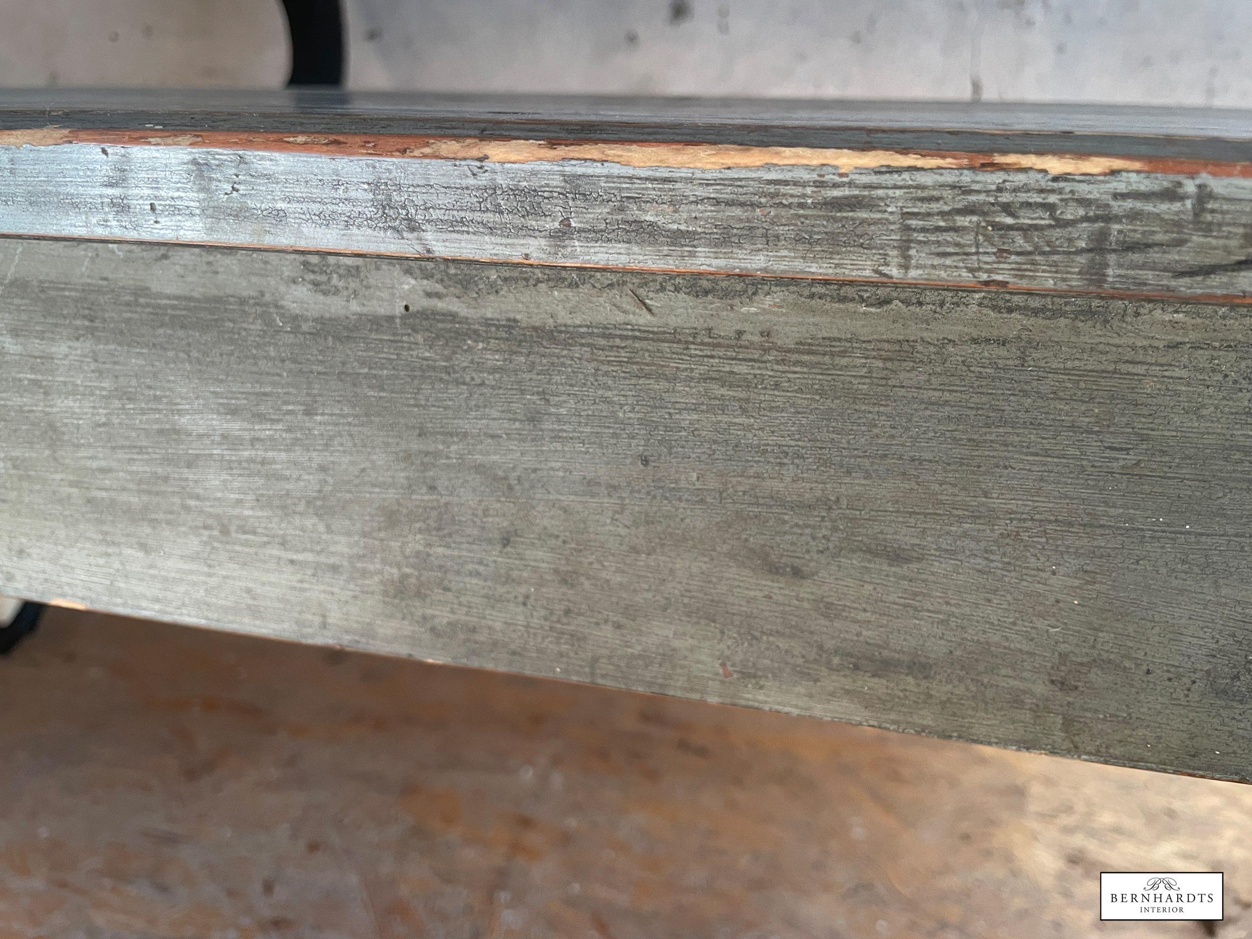 Biedermeier Bank_ Bernhardts Interior