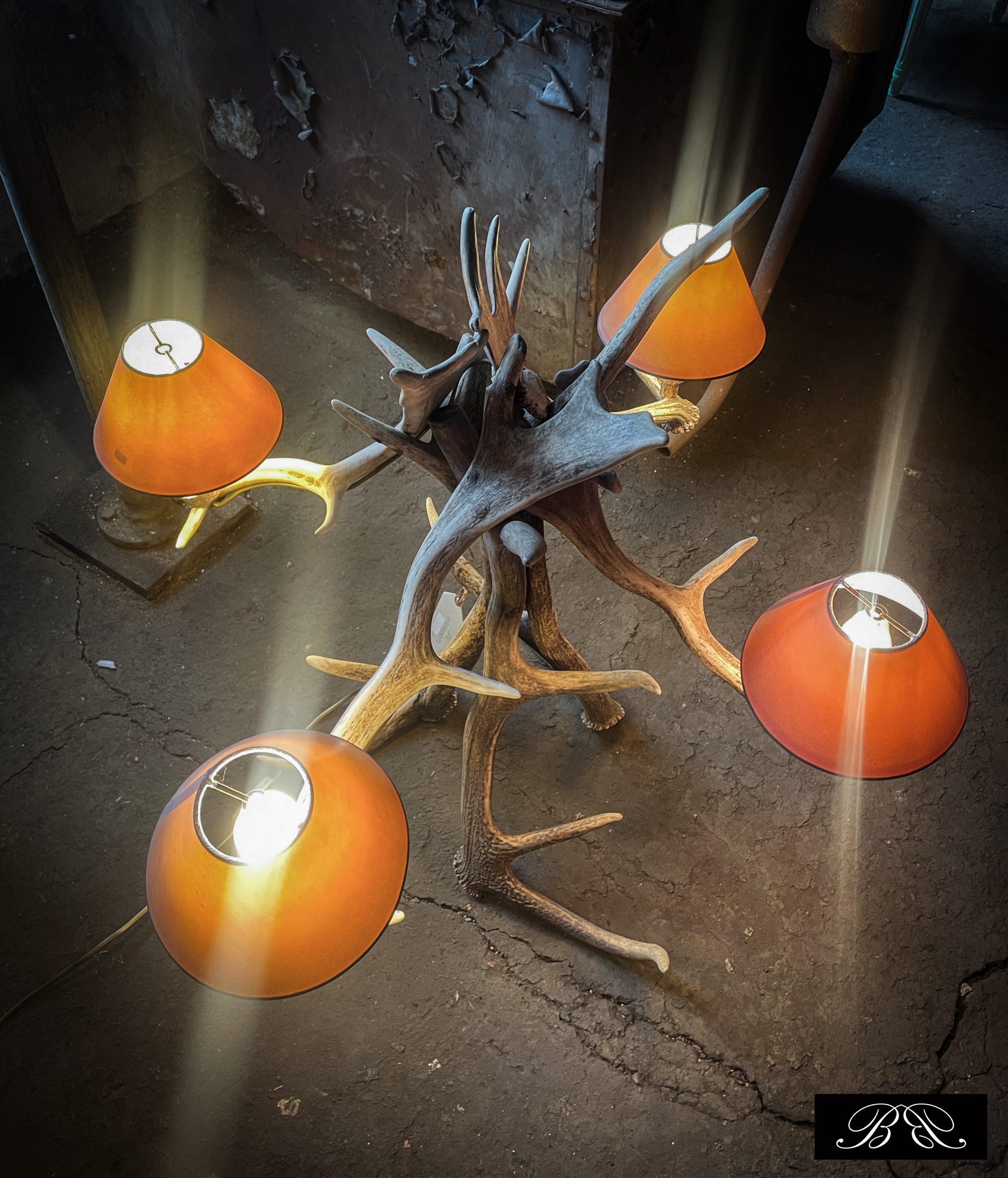 Geweihleuchte Chalet_ Bernhardts Interior