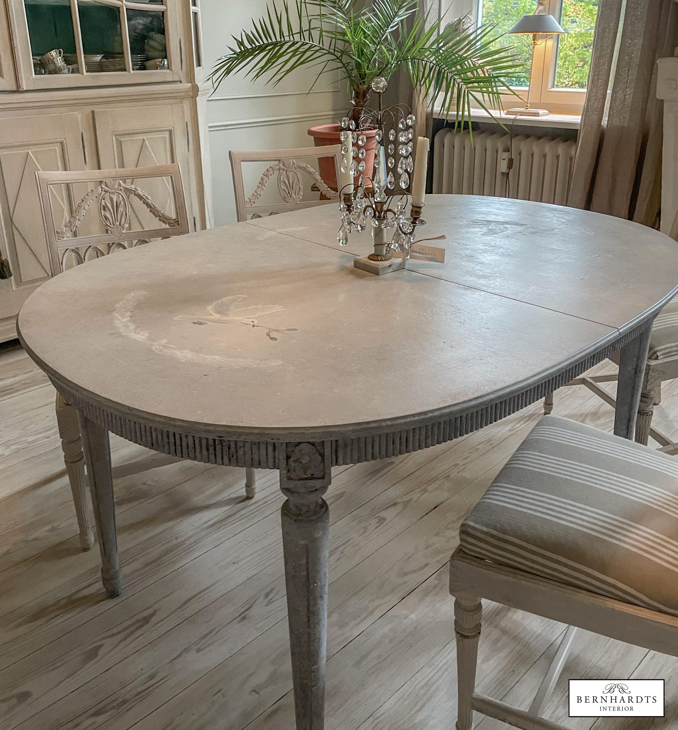 Gustavianischer Tisch- Bernhardts Interior