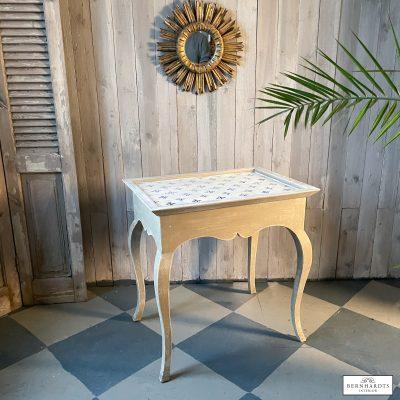 Fliesentisch_ Bernhardts Interior