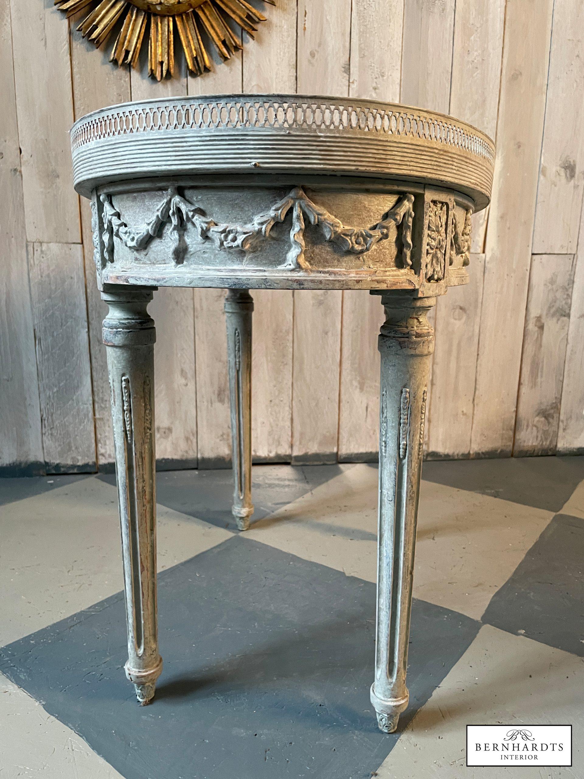 Gustavianischer Beistelltisch - Bernhardts Interior