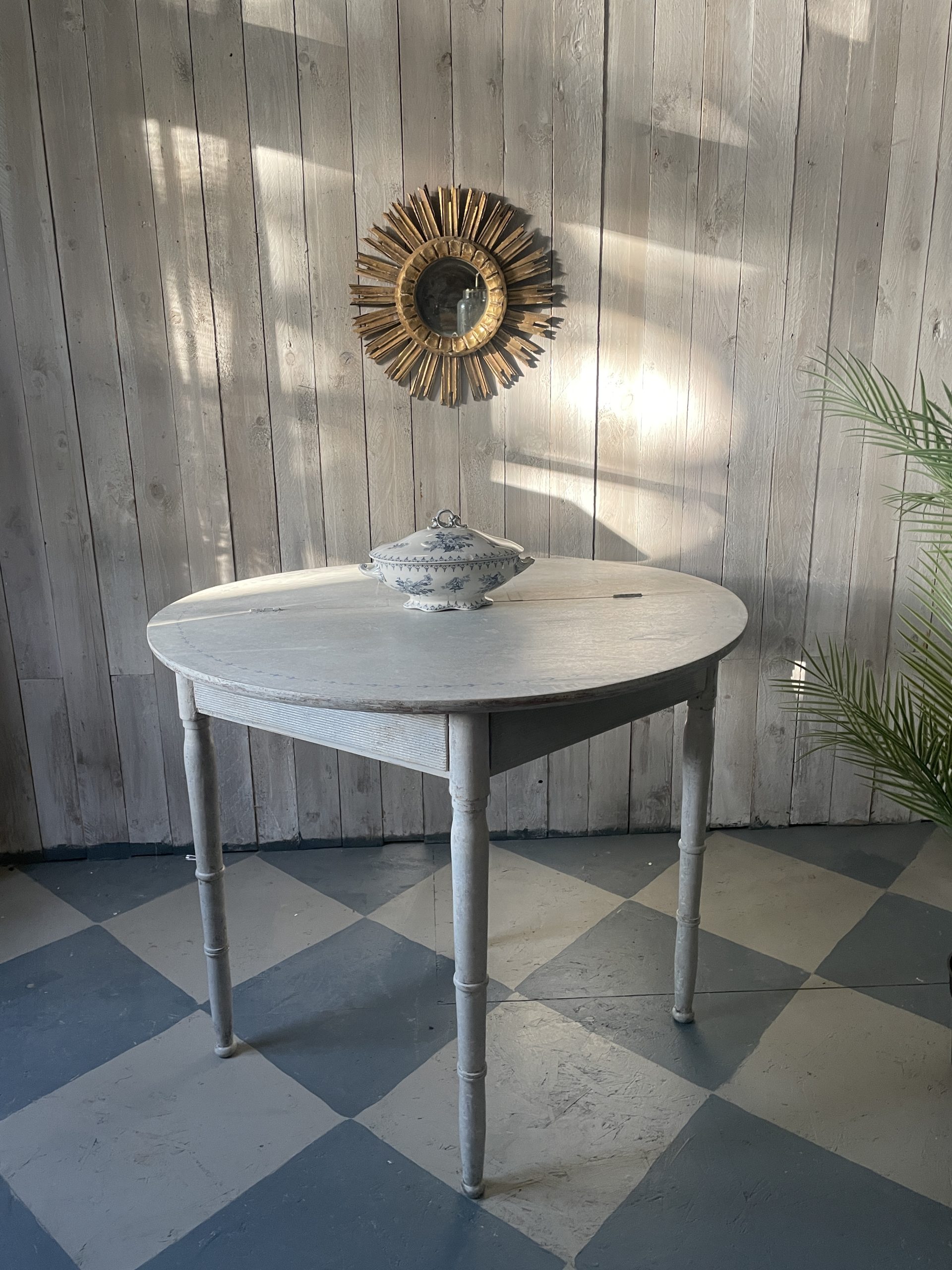 Schwedischer Klapptisch_ Bernhardts Interior